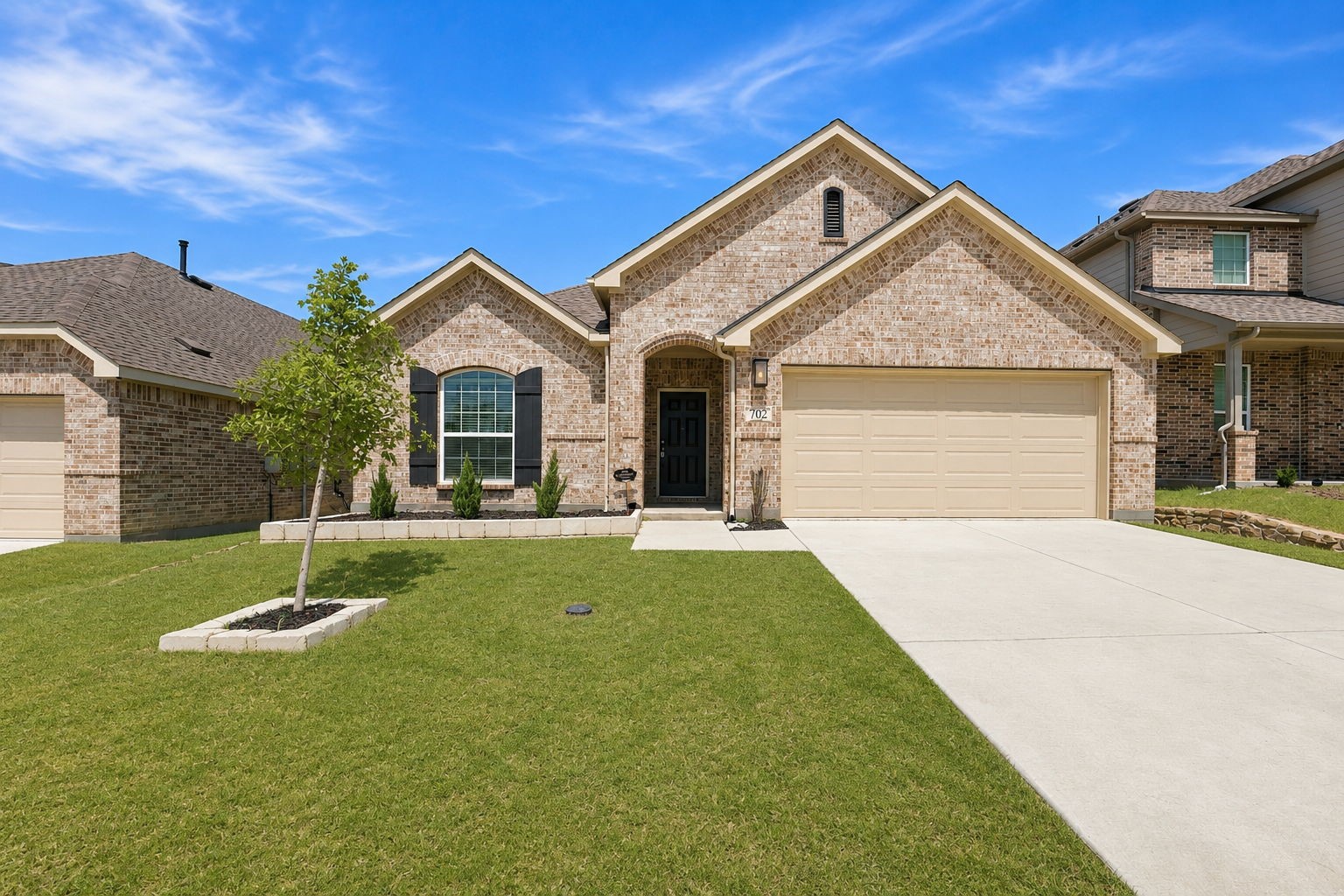 702 Woodford Way