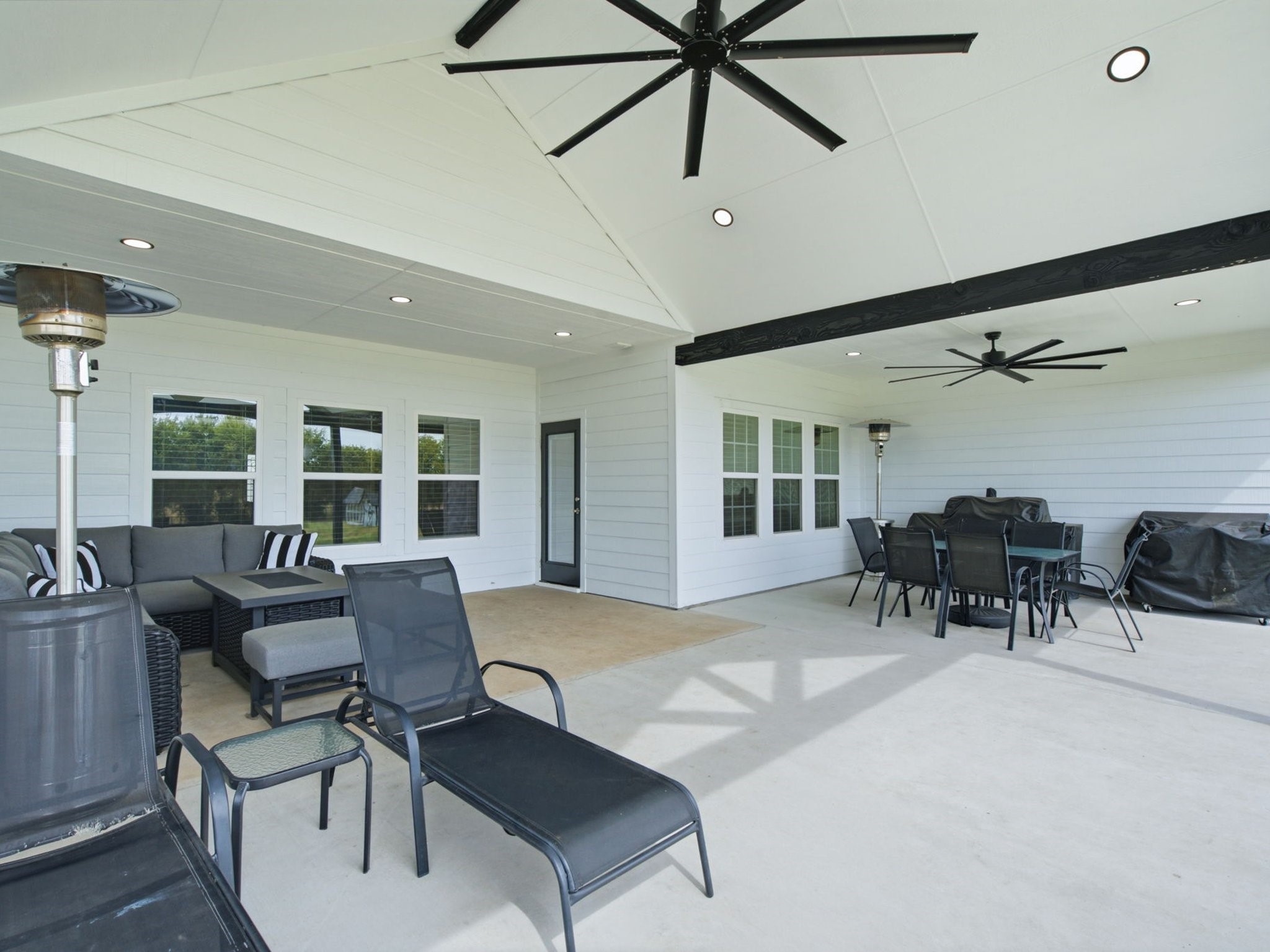 10216 Finch Road