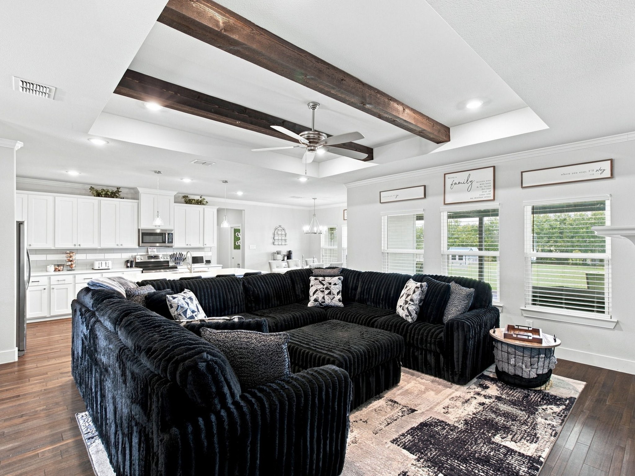 10216 Finch Road
