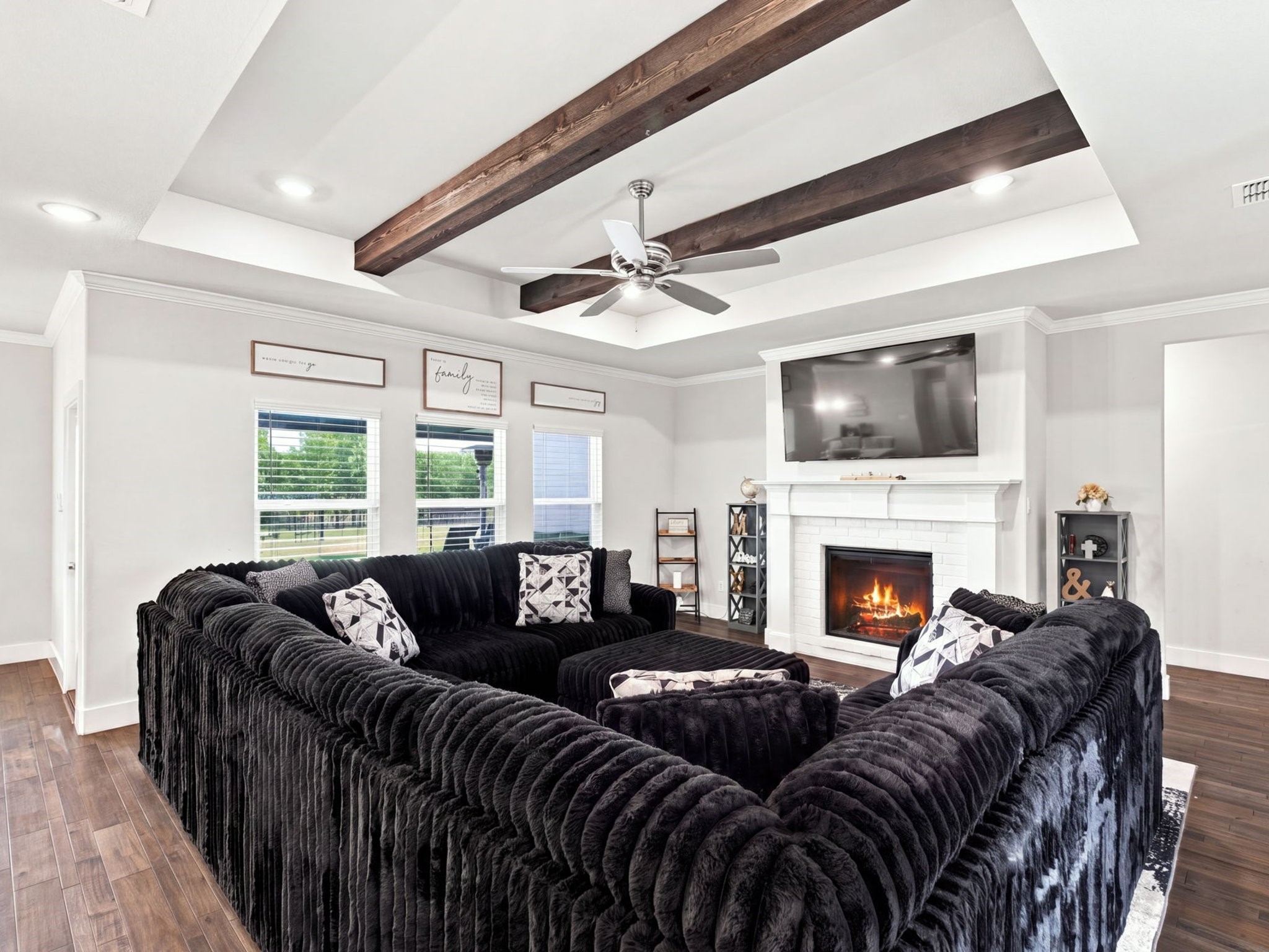 10216 Finch Road