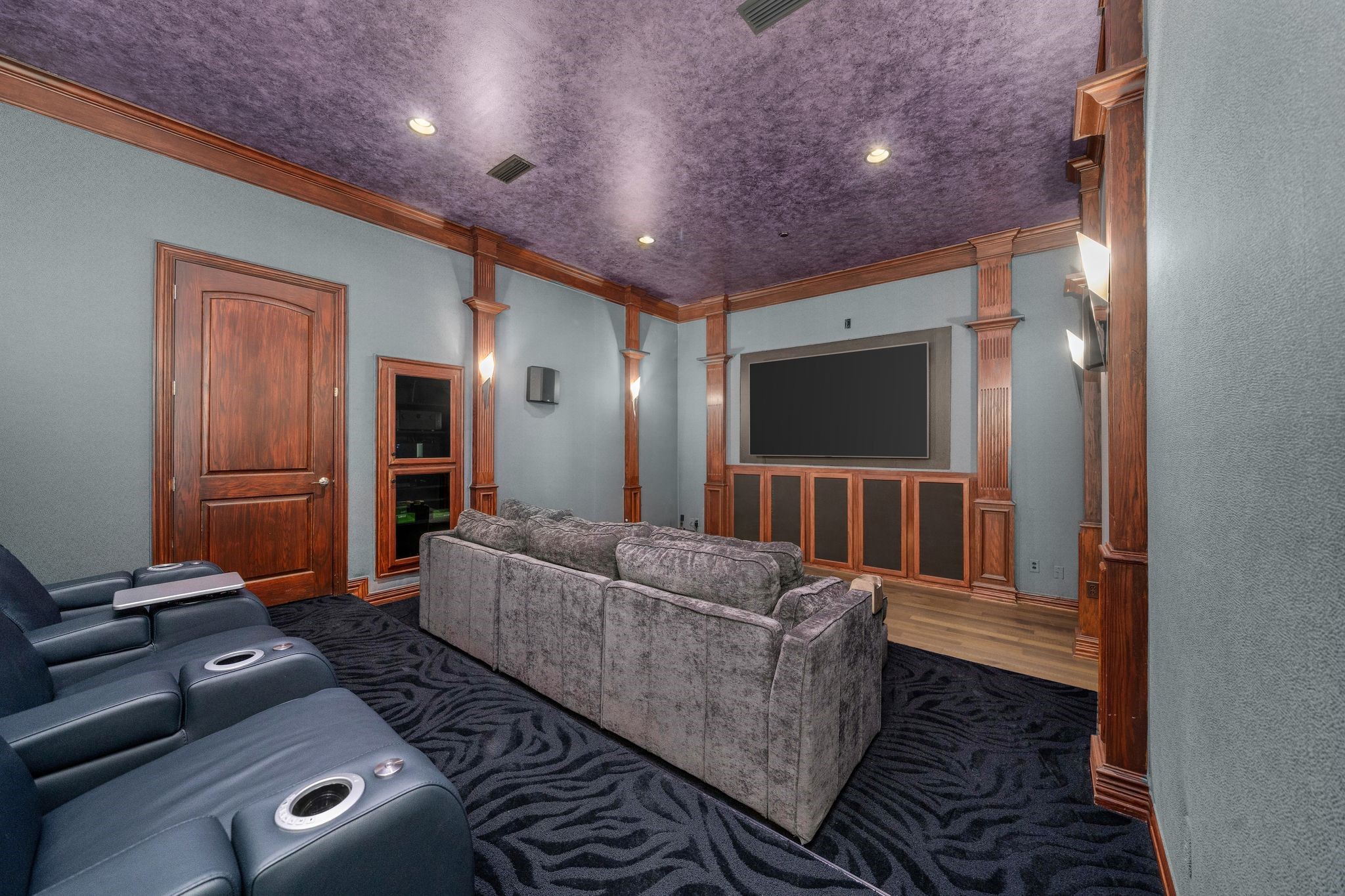 1075 W Dove Road