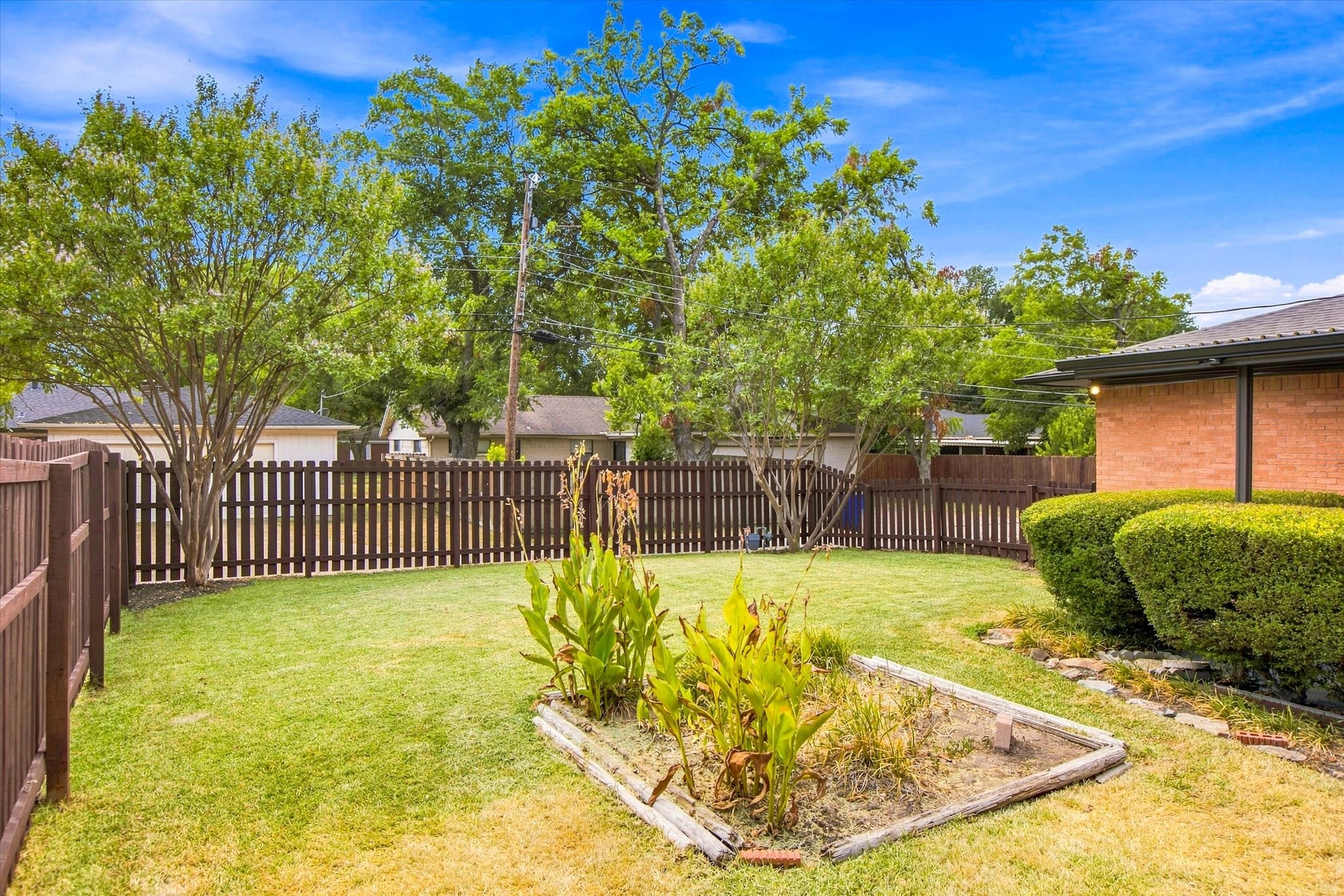 5826 Enchanted Lane