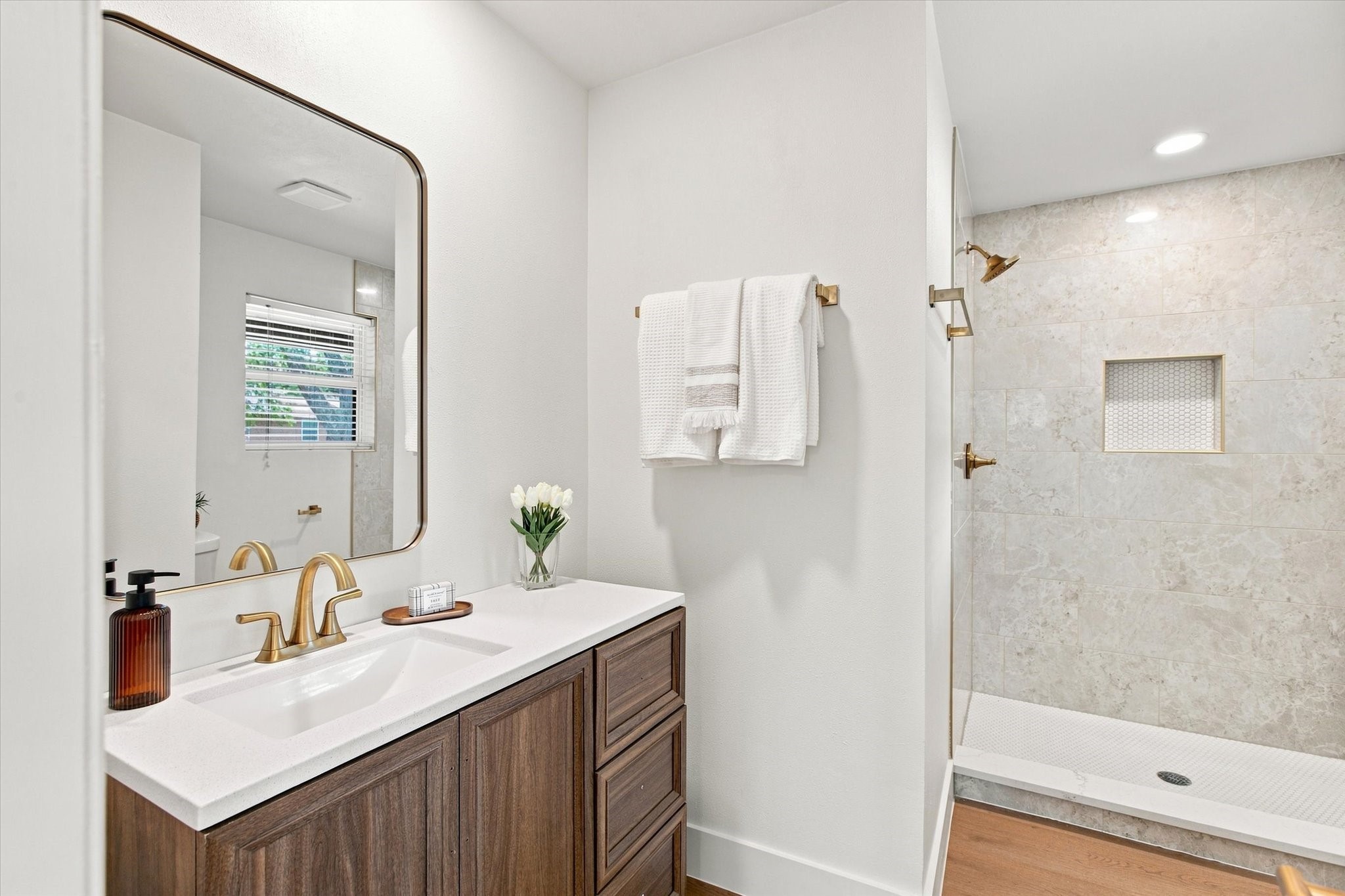 5826 Enchanted Lane