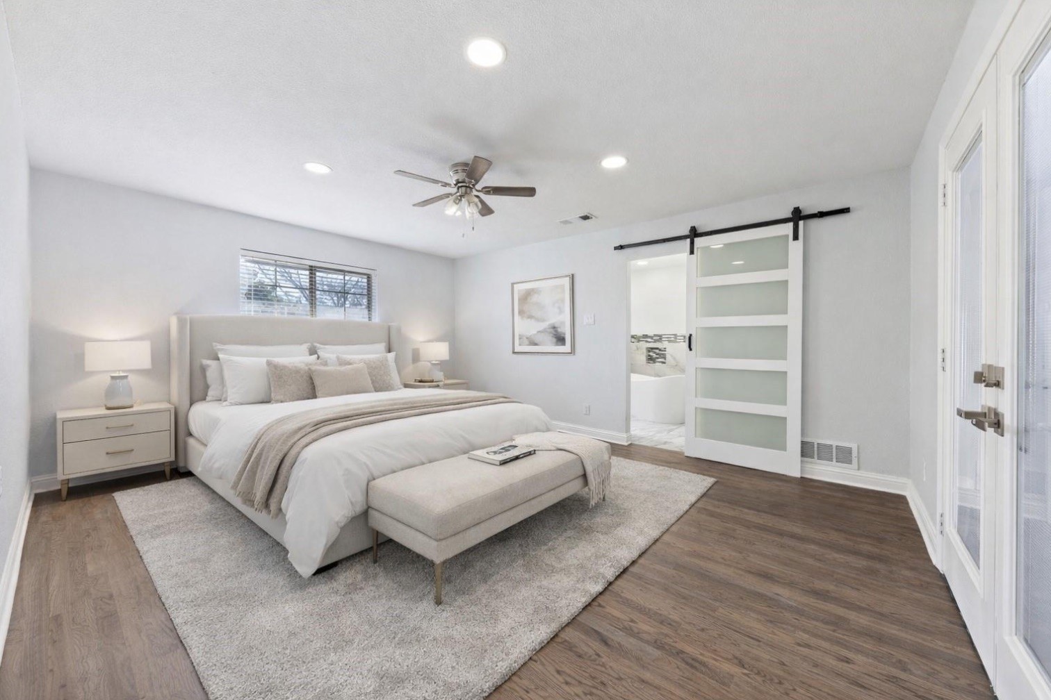 14909 Hillcrest