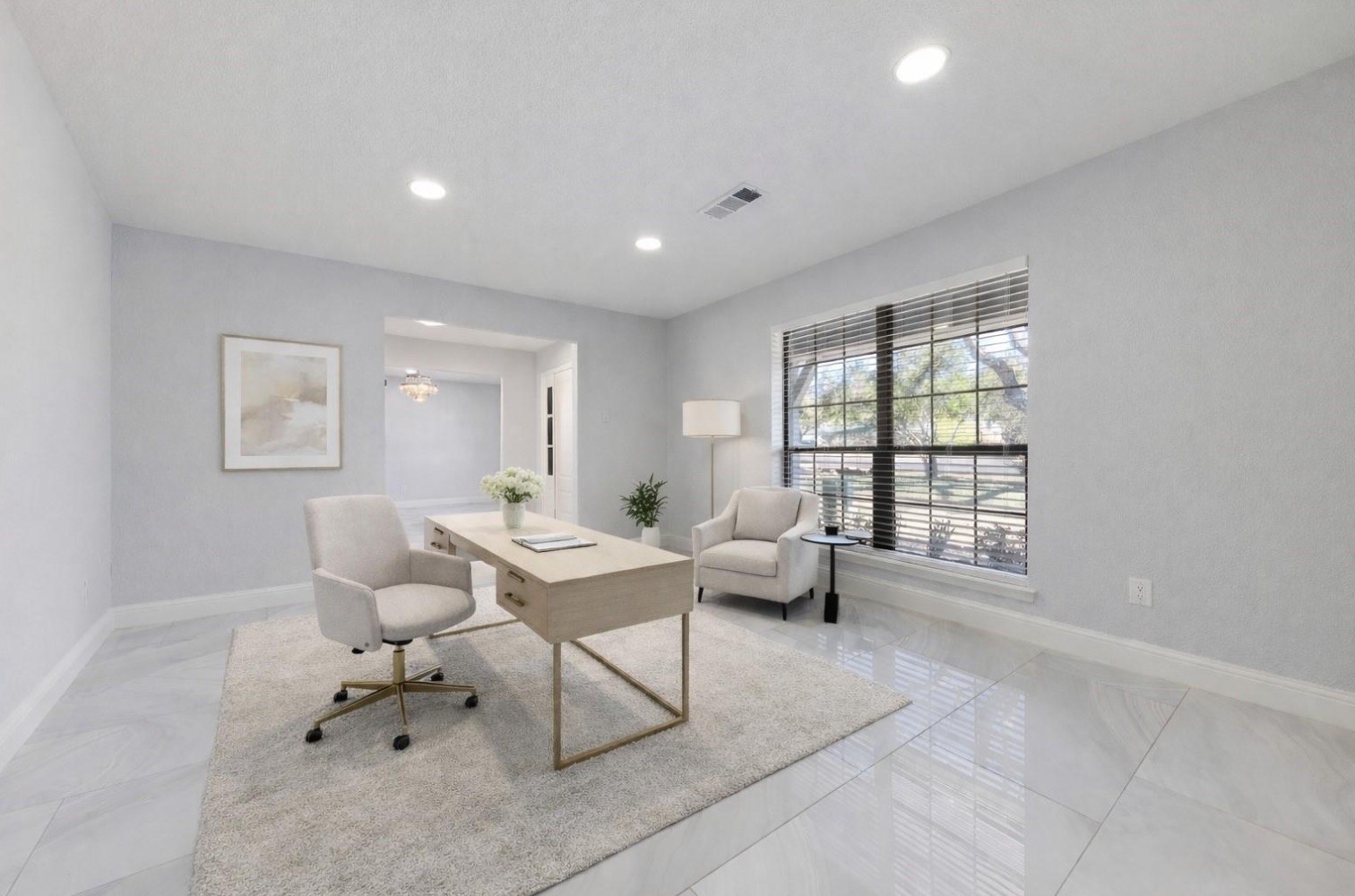 14909 Hillcrest