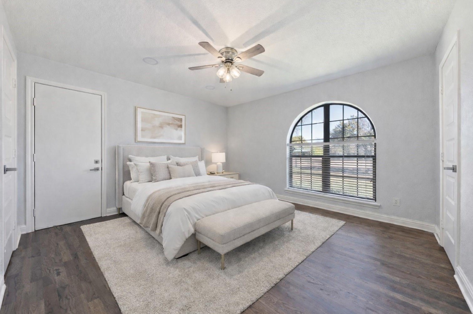 14909 Hillcrest