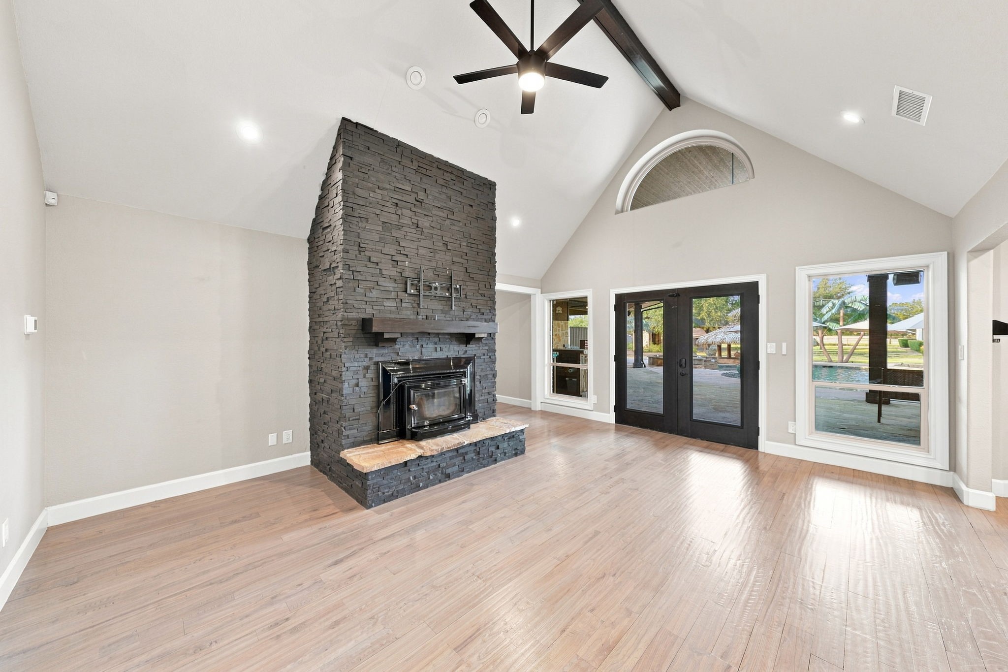 8129 County Road 2419