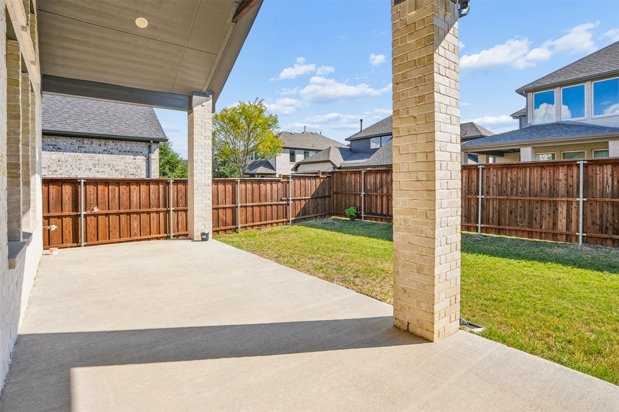 15931 Candletree Road