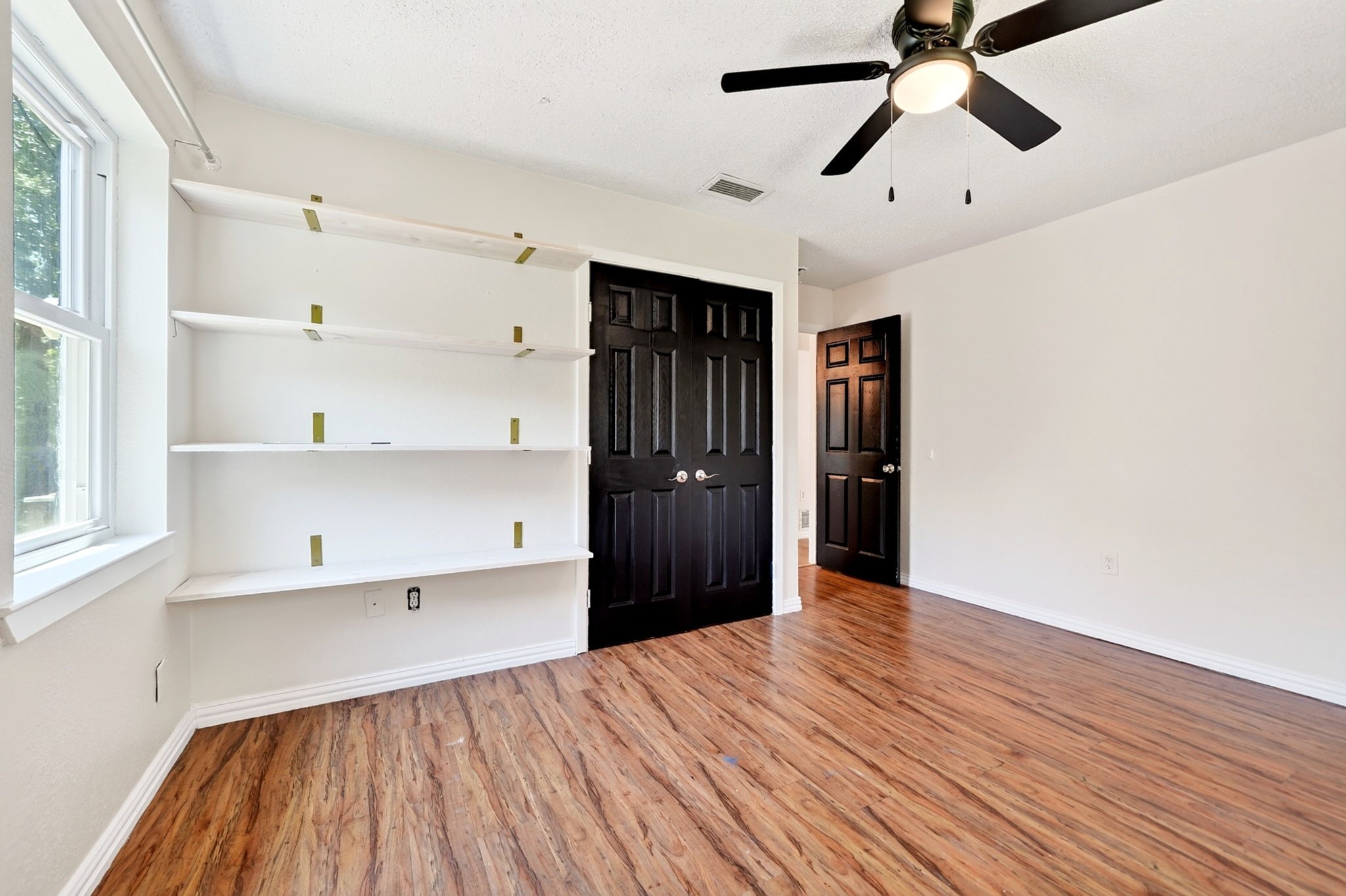 505 Whittle Way