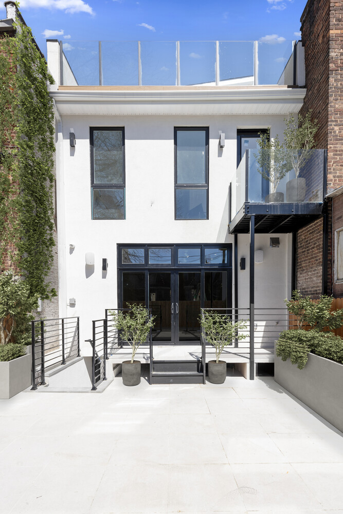 432 FENIMORE Street