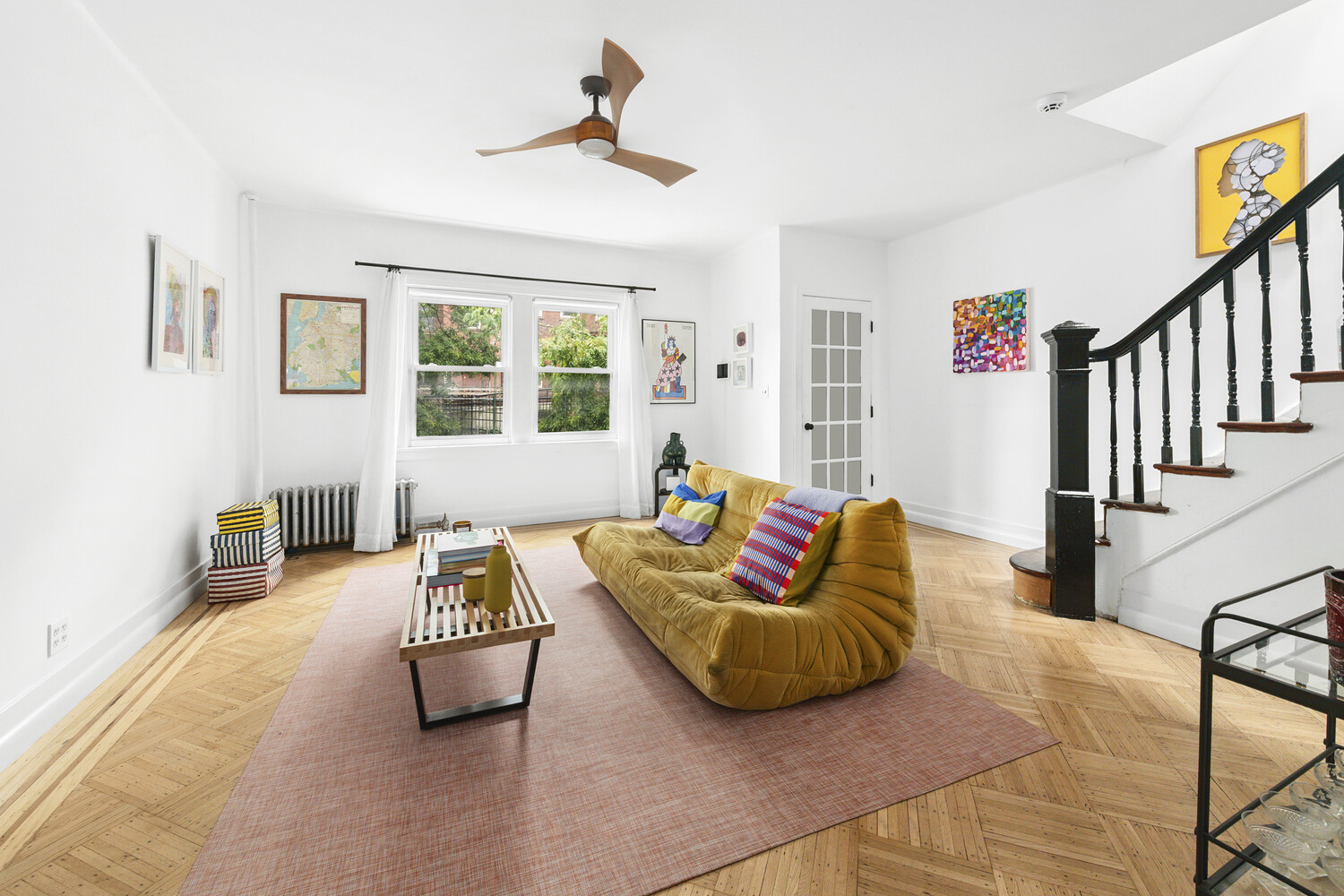 25 VERONICA Place