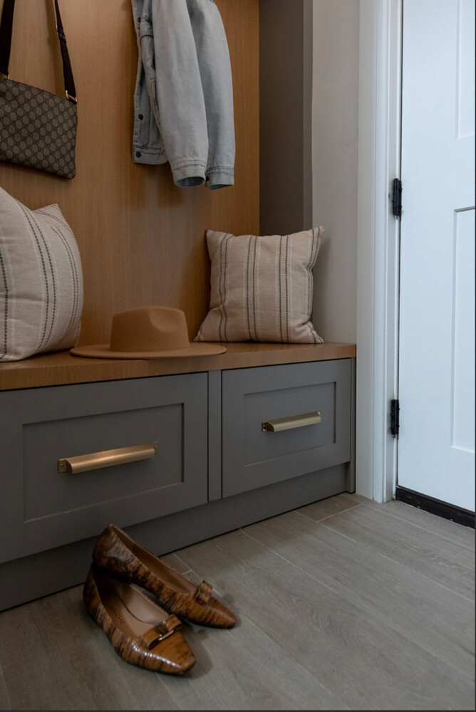 47 DIAMOND Street 3B