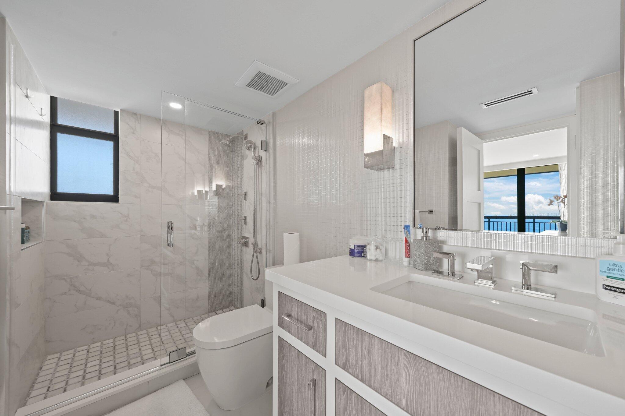 5380 N Ocean 24i