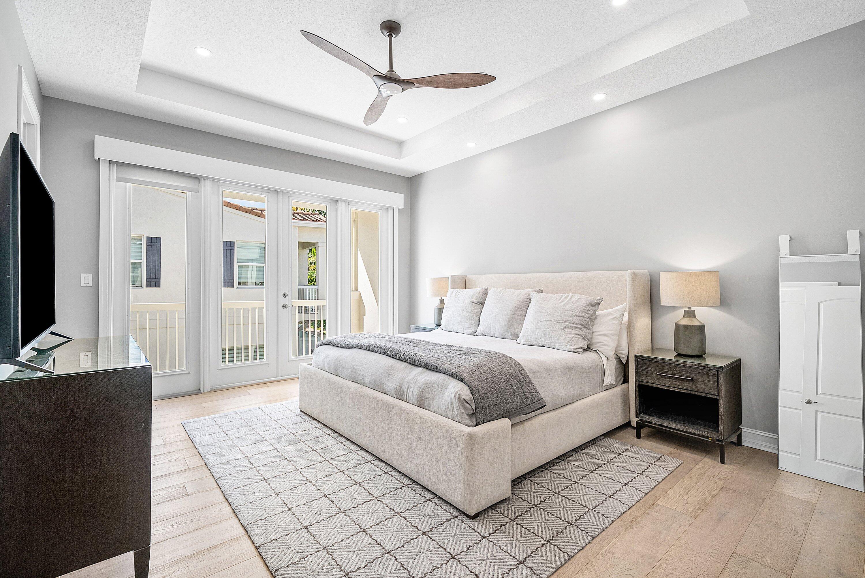 100 NW 69th Cir 44