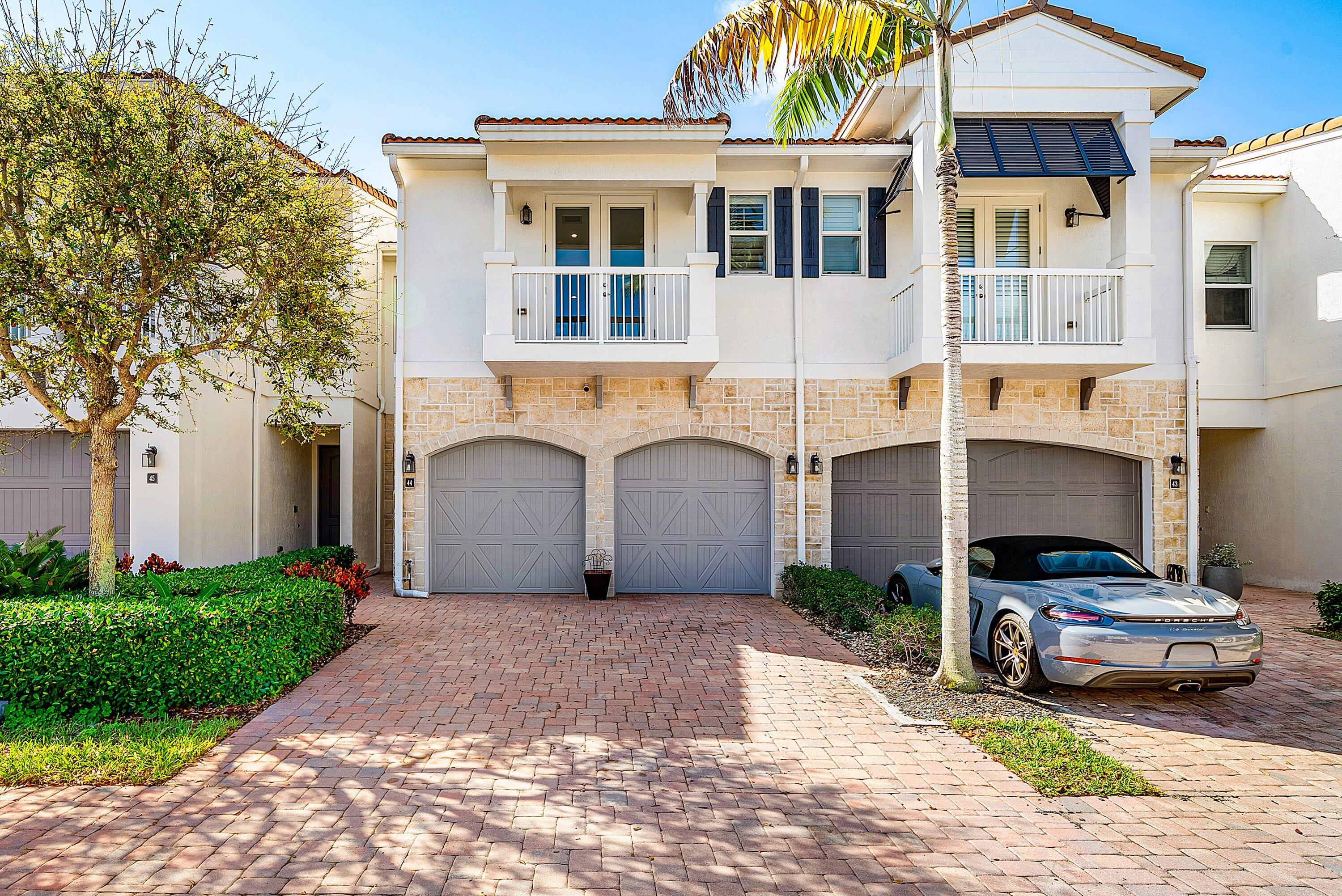 100 NW 69th Cir 44