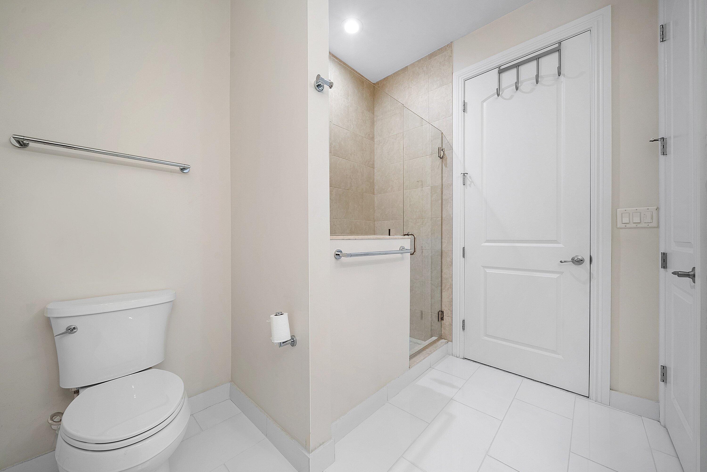 100 NW 69th Cir 44