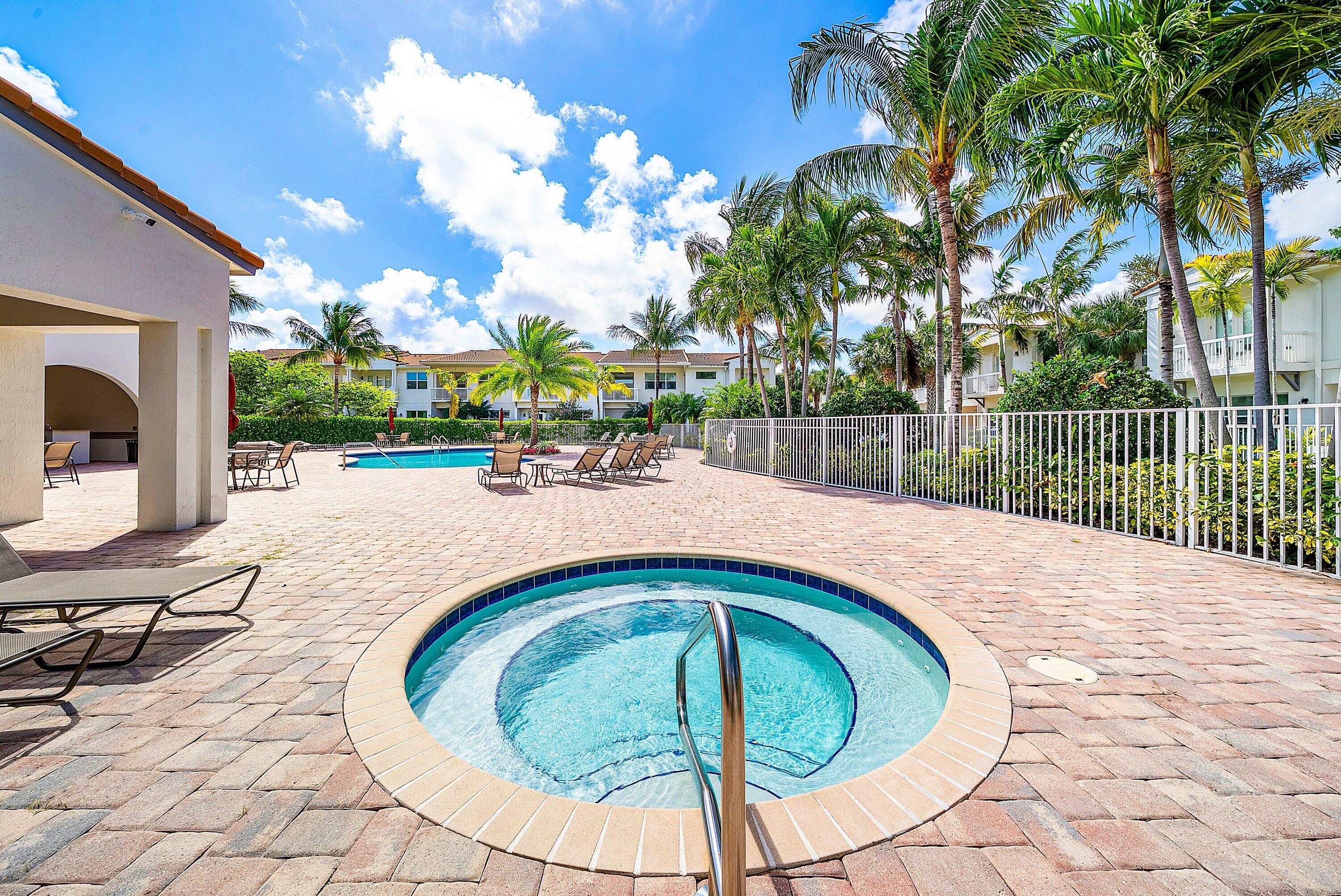 100 NW 69th Cir 44
