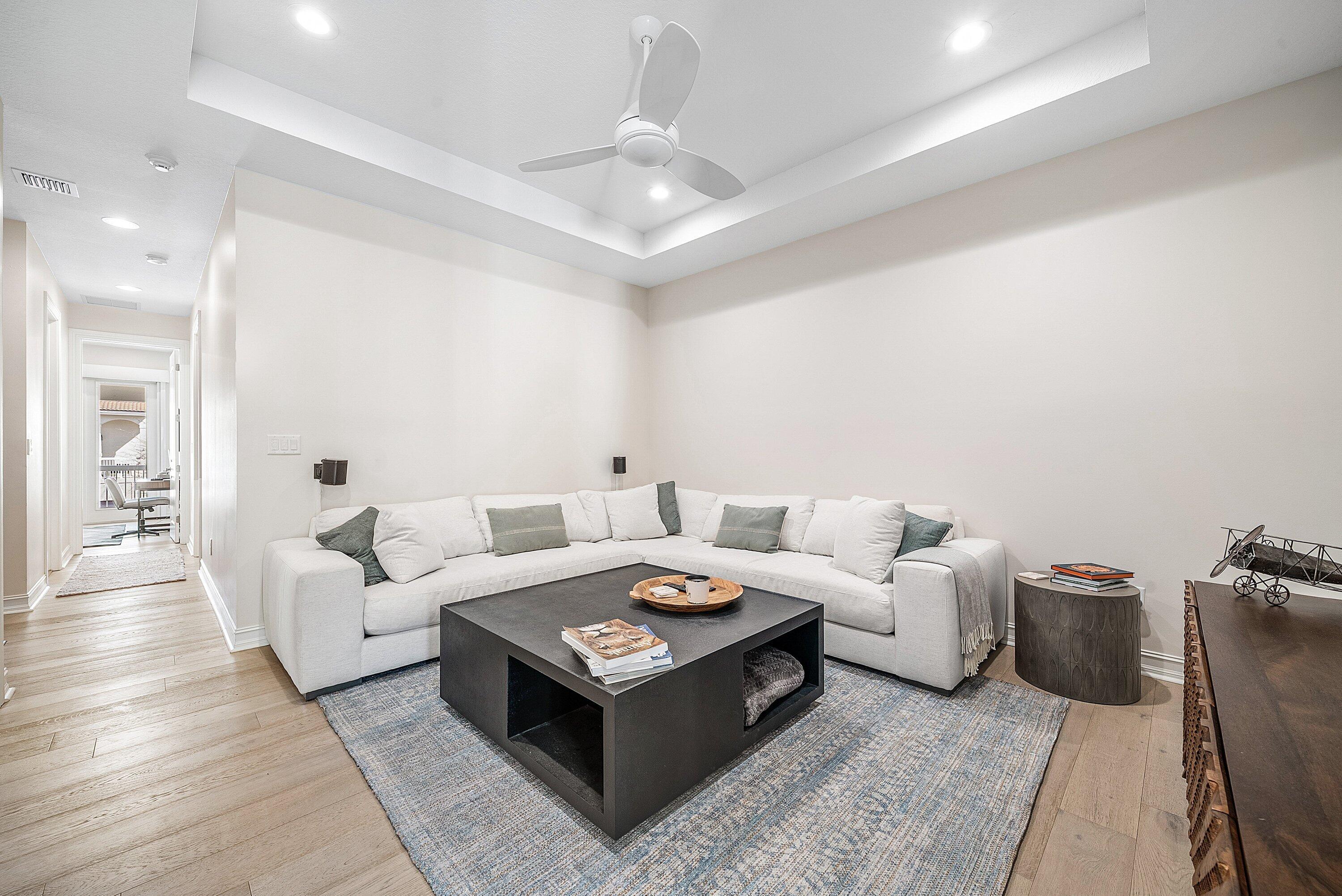 100 NW 69th Cir 44
