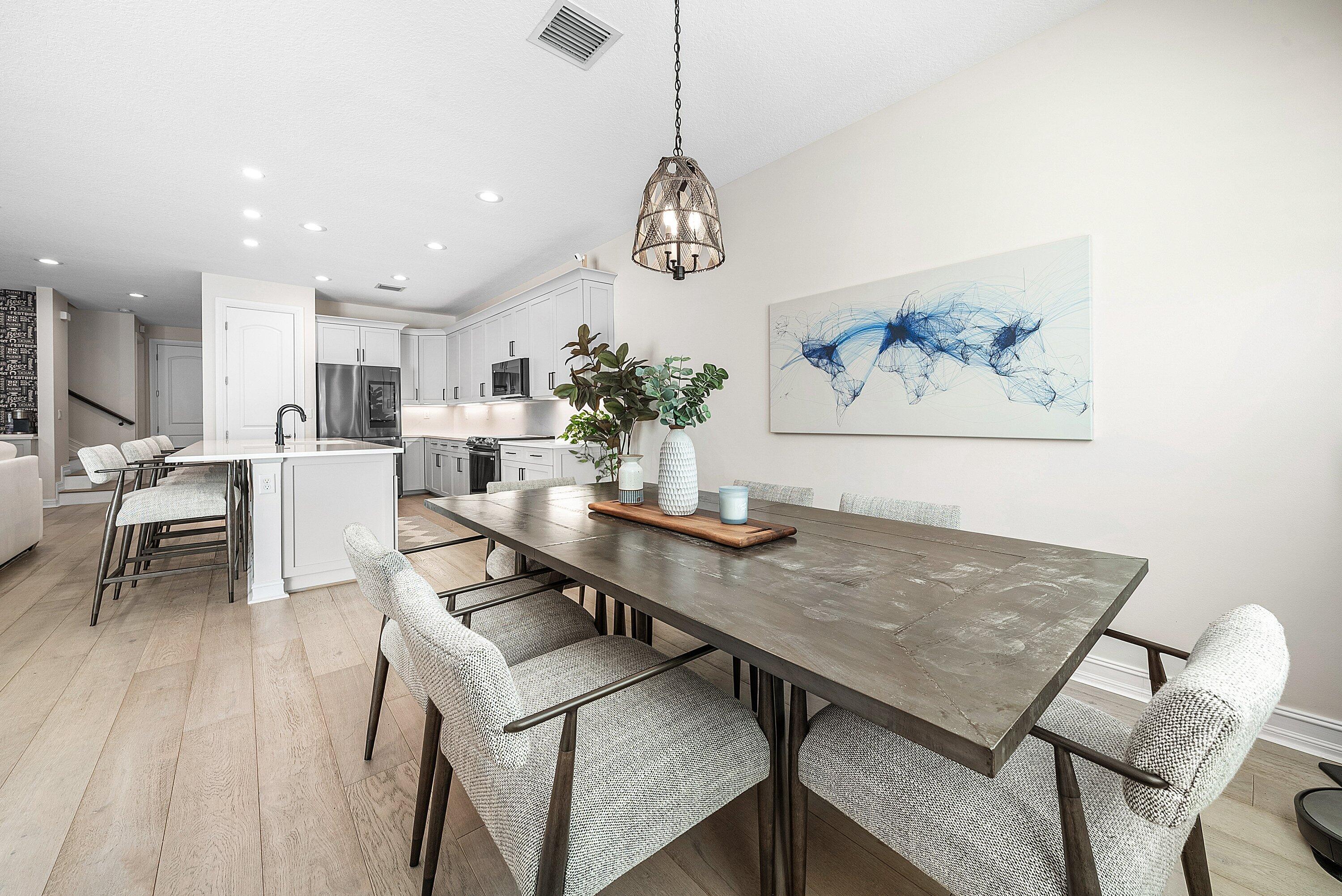 100 NW 69th Cir 44
