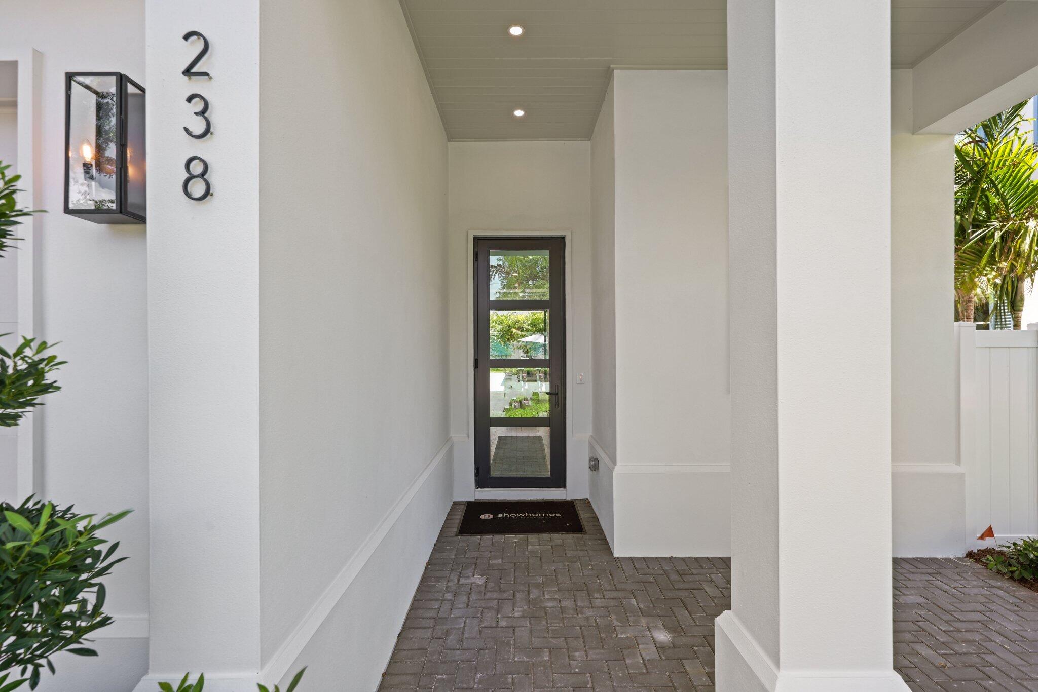 238 NE 12th Street