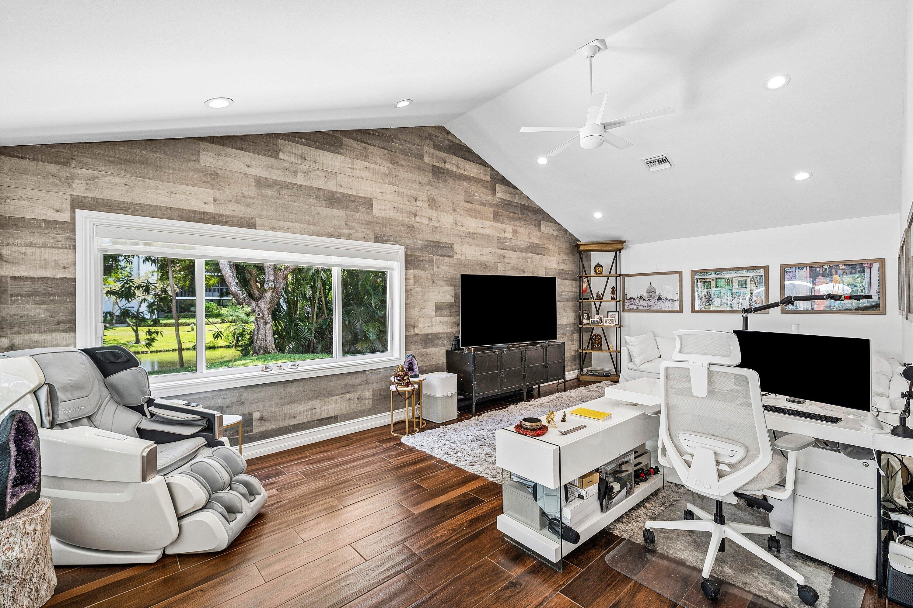 3030 Canterbury Drive