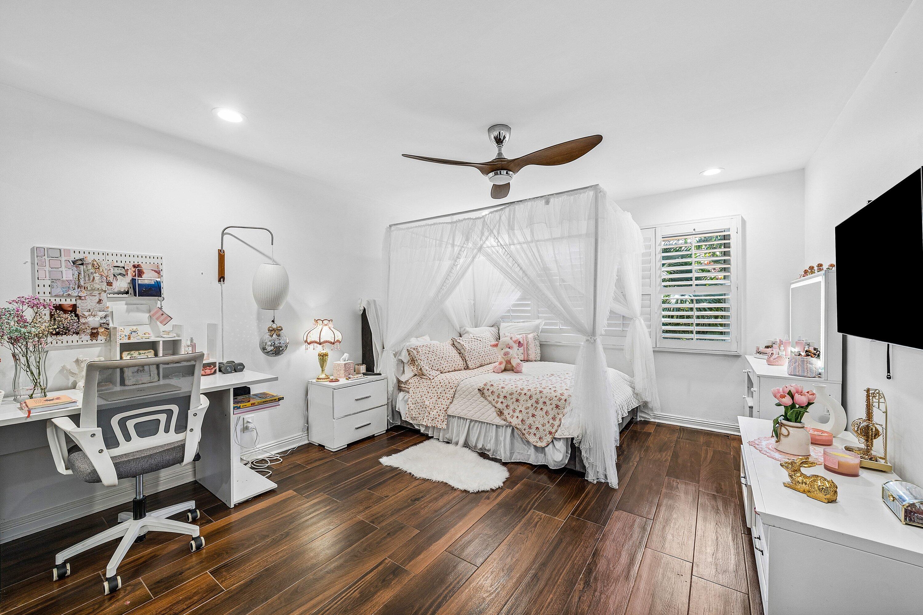 3030 Canterbury Drive