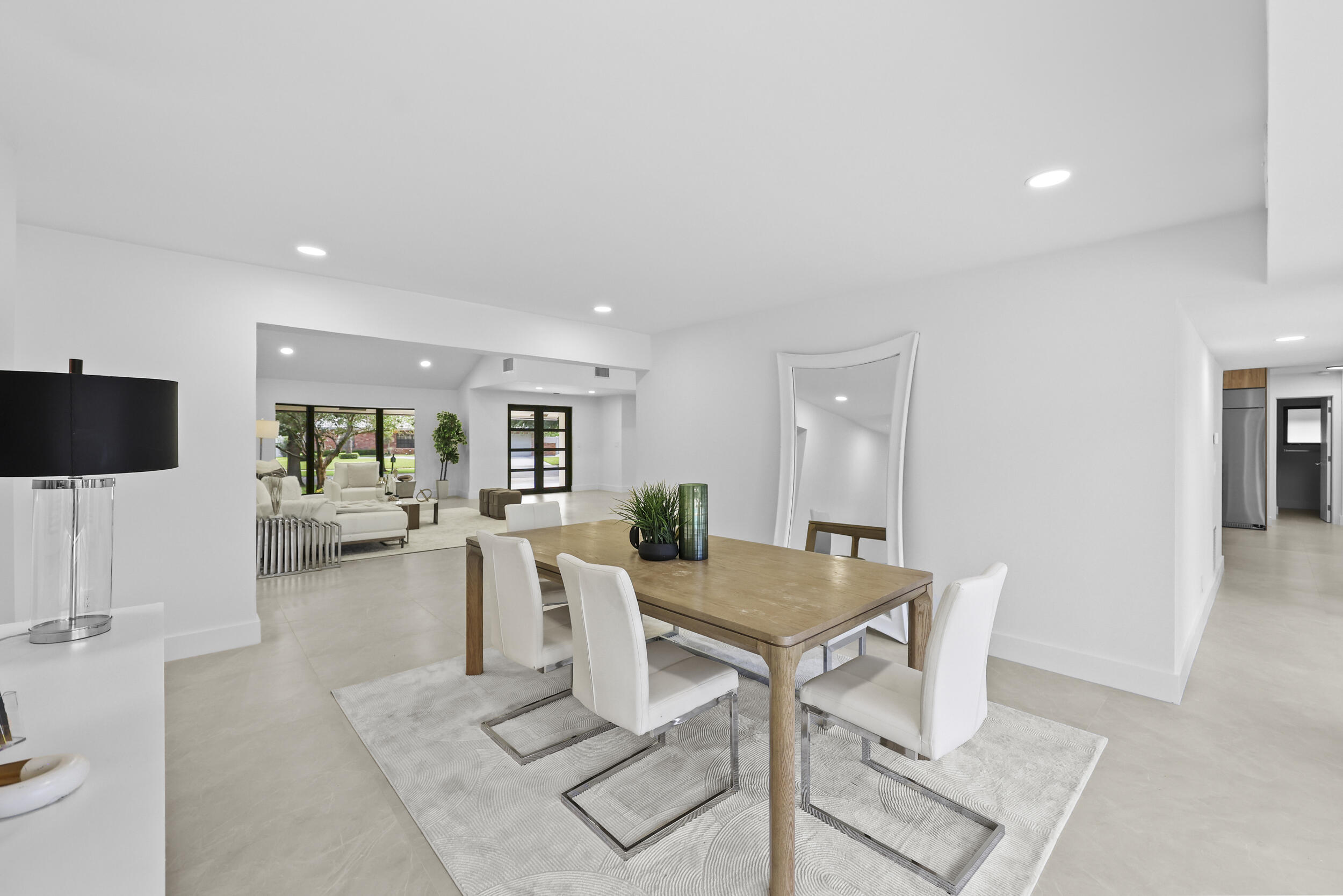7571 Estrella Circle