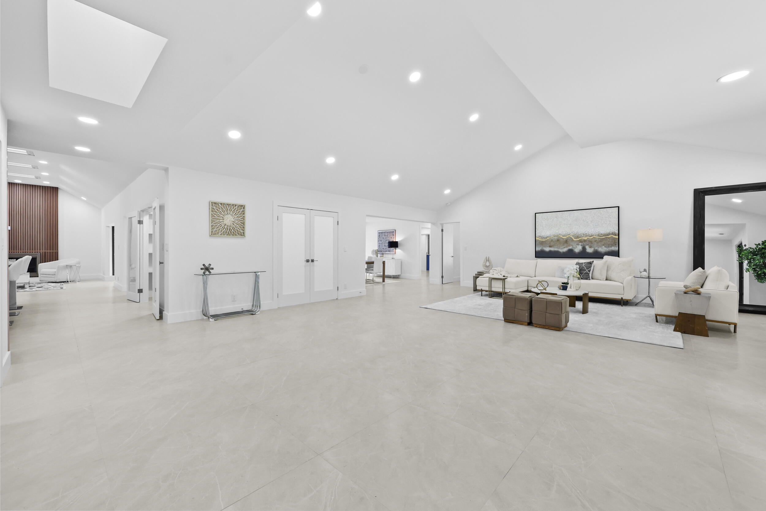 7571 Estrella Circle