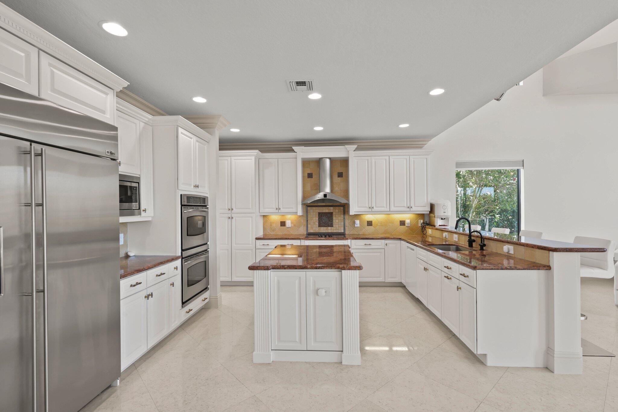 10718 Canyon Bay Lane