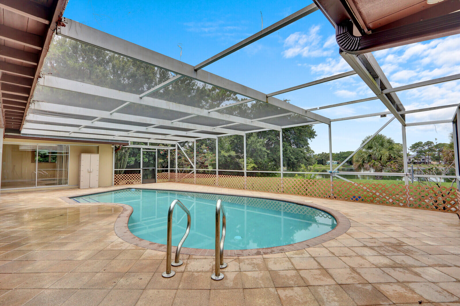 4529 Square Lake Drive