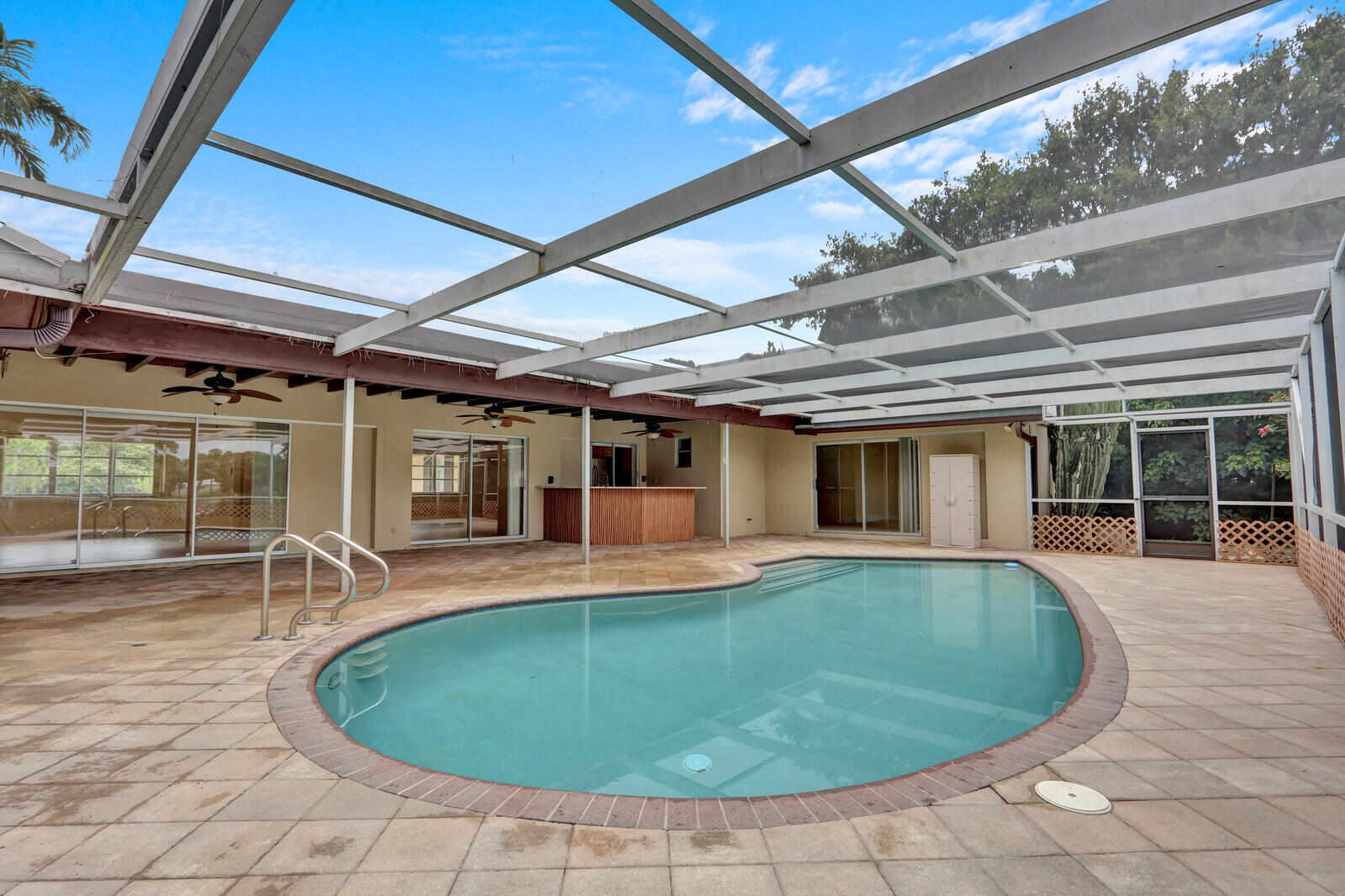 4529 Square Lake Drive