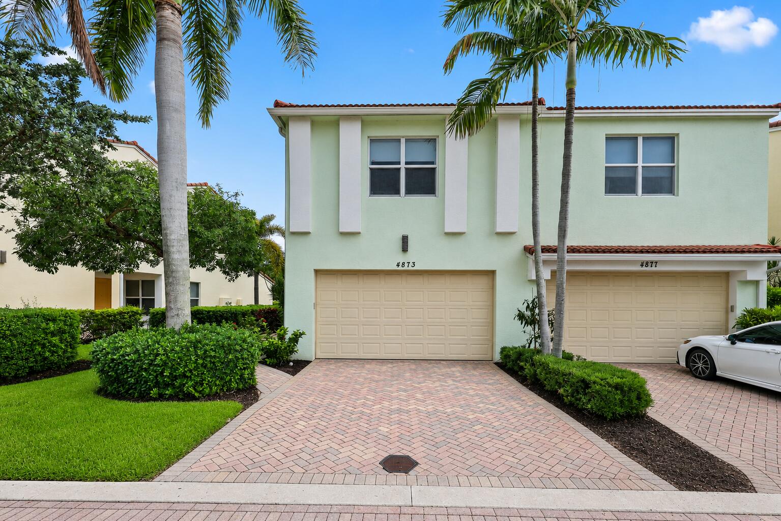 4873 NW 16th Terrace