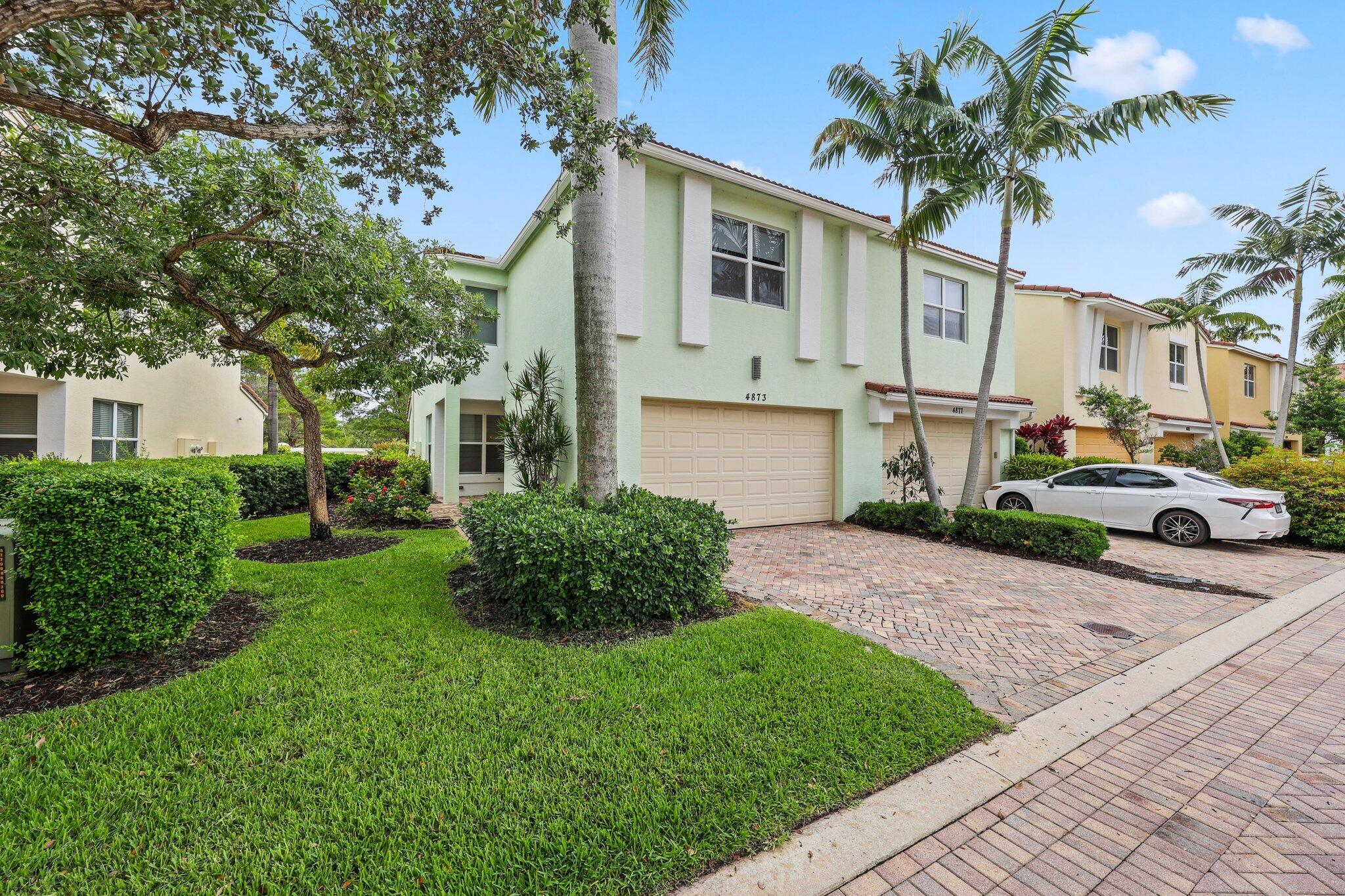 4873 NW 16th Terrace