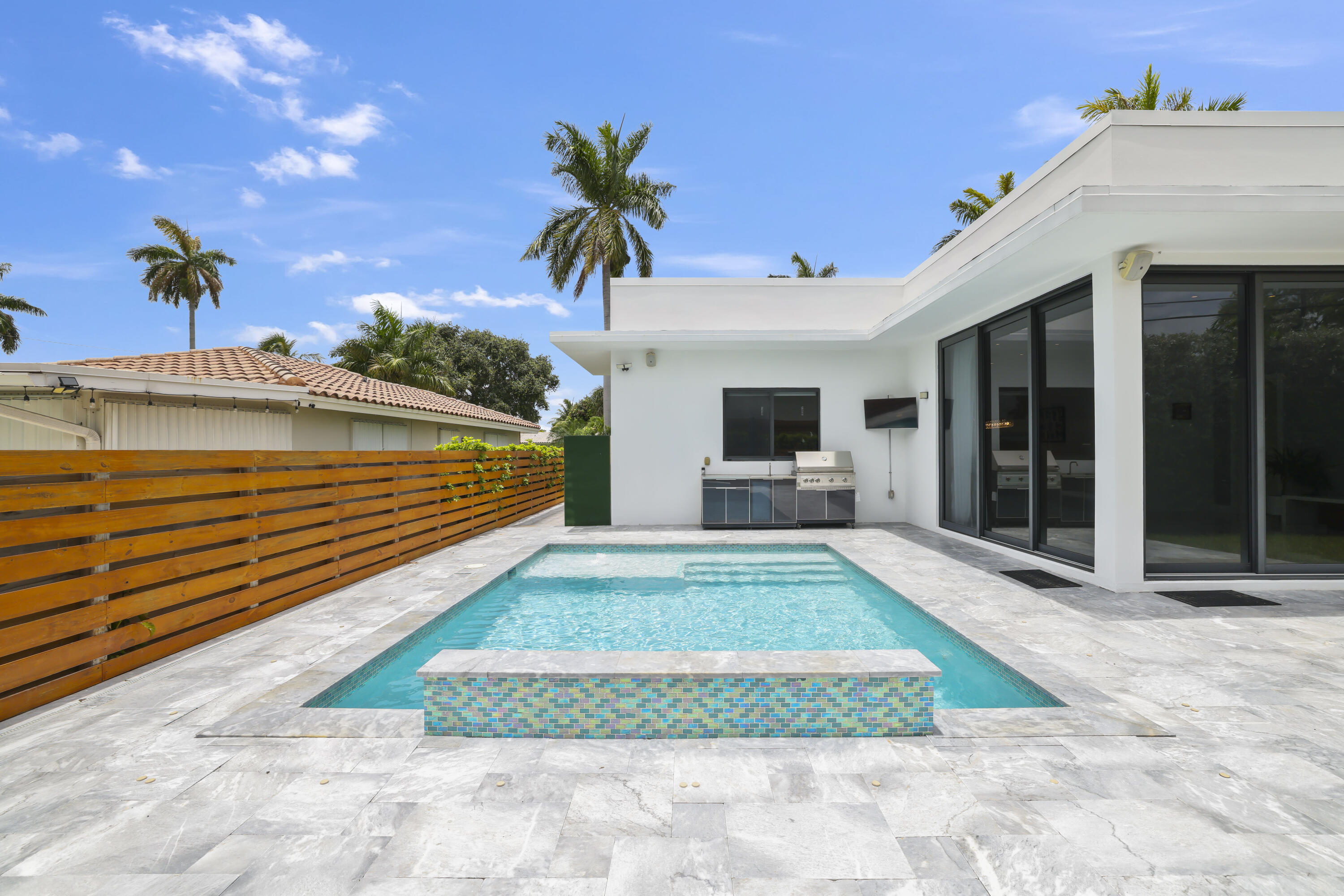 2620 SE 6th Street