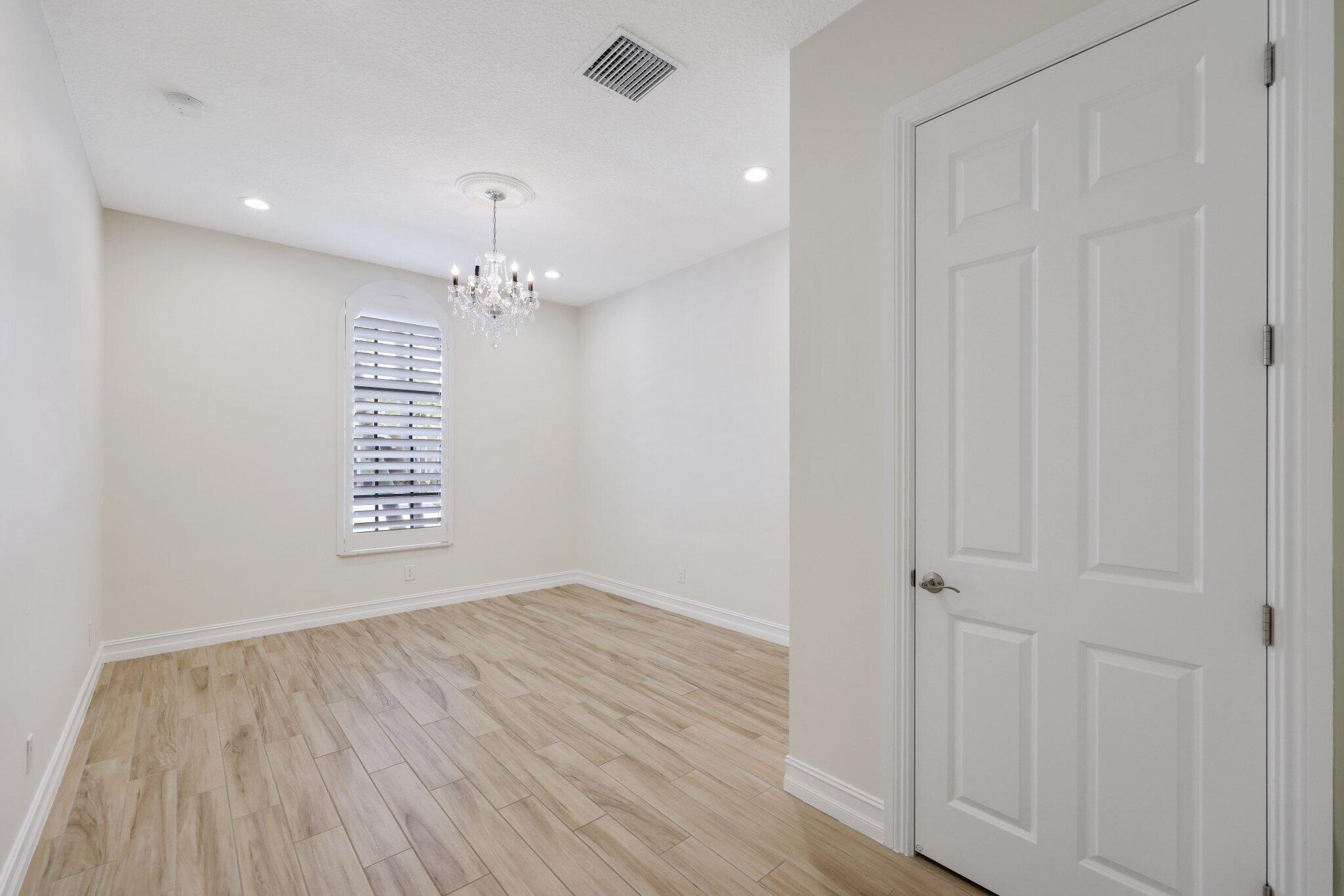 12100 Kalmar Circle S