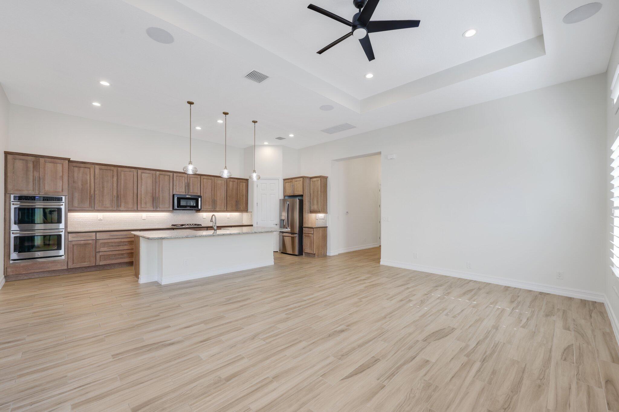 12100 Kalmar Circle S
