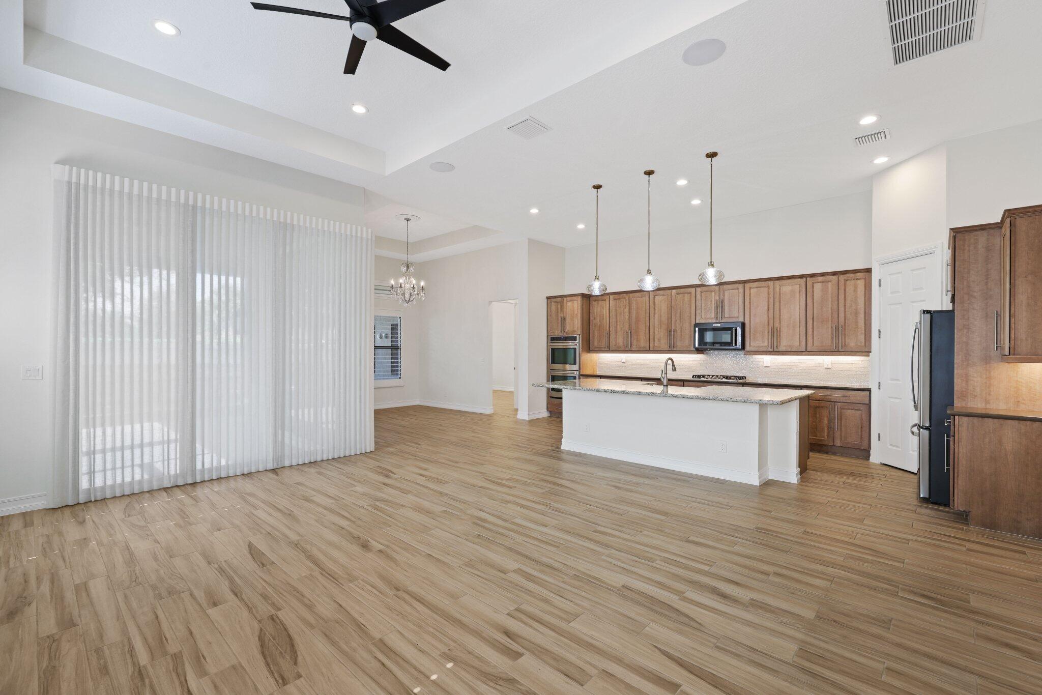 12100 Kalmar Circle S