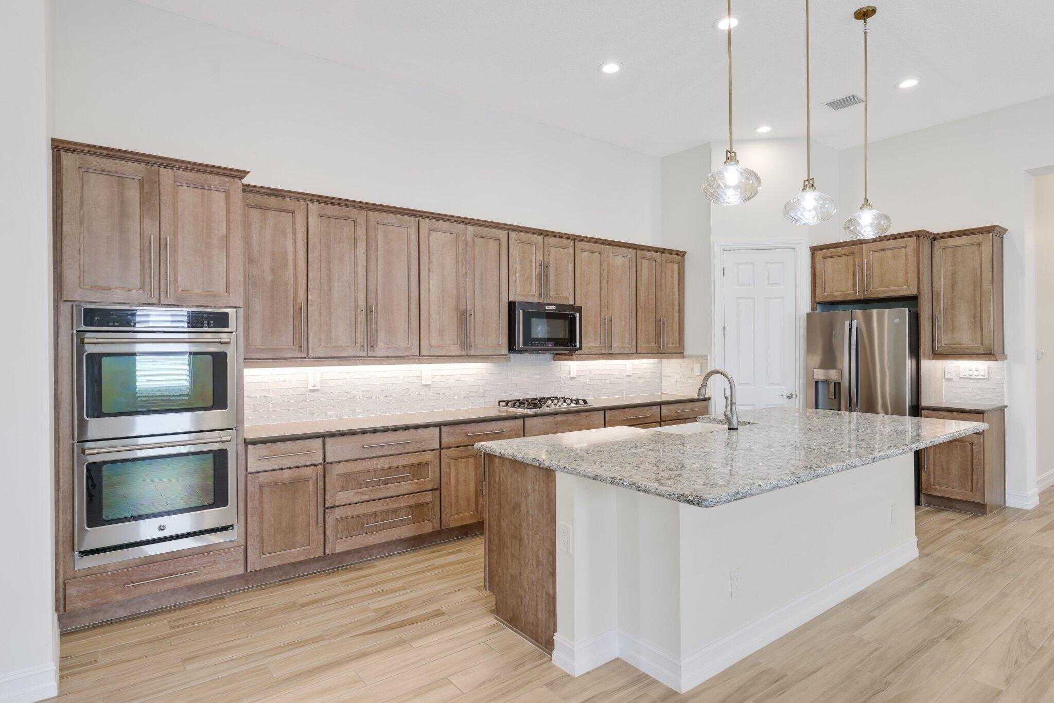 12100 Kalmar Circle S