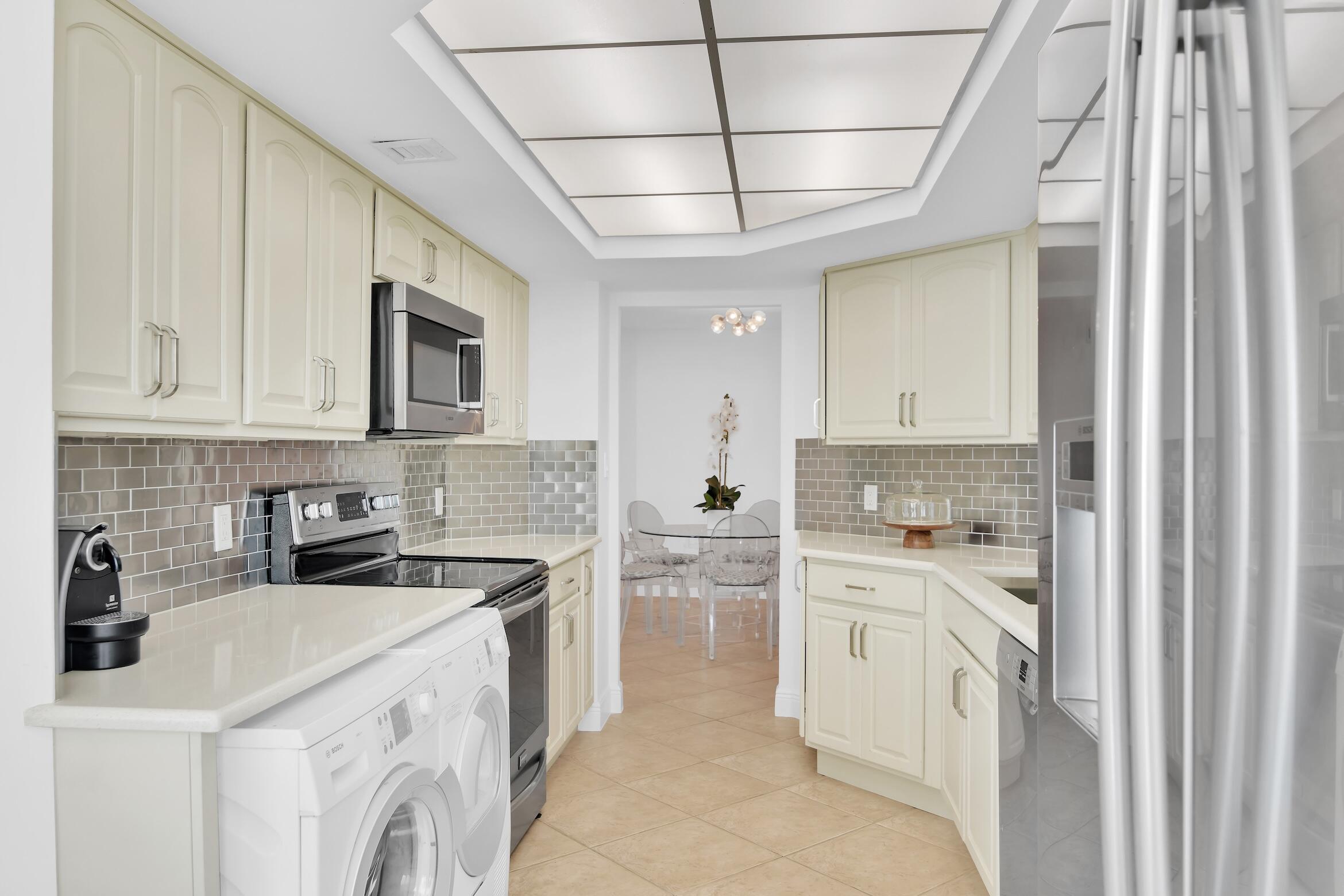 550 S Ocean Boulevard 1003