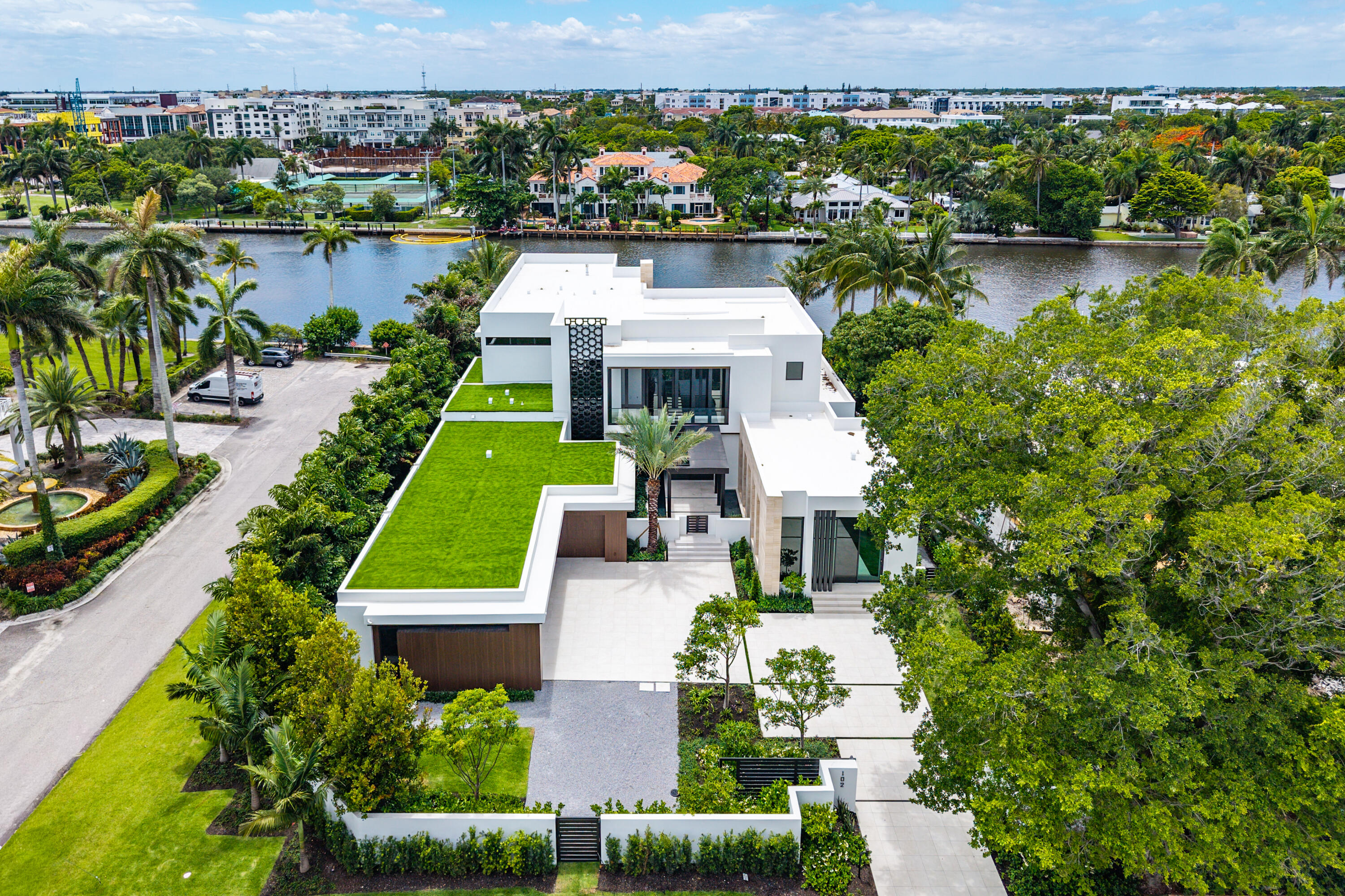 102 Basin Drive