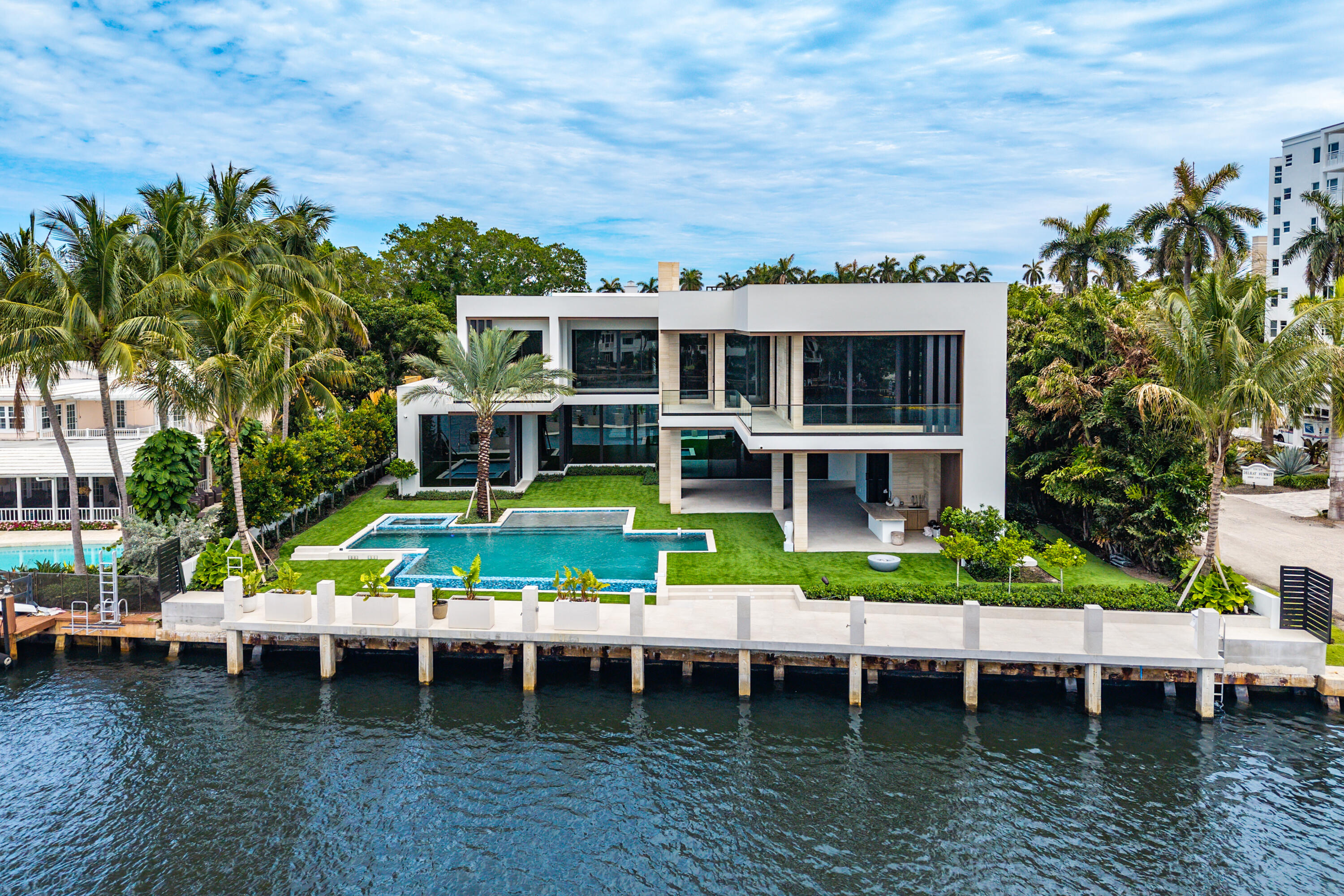 102 Basin Drive