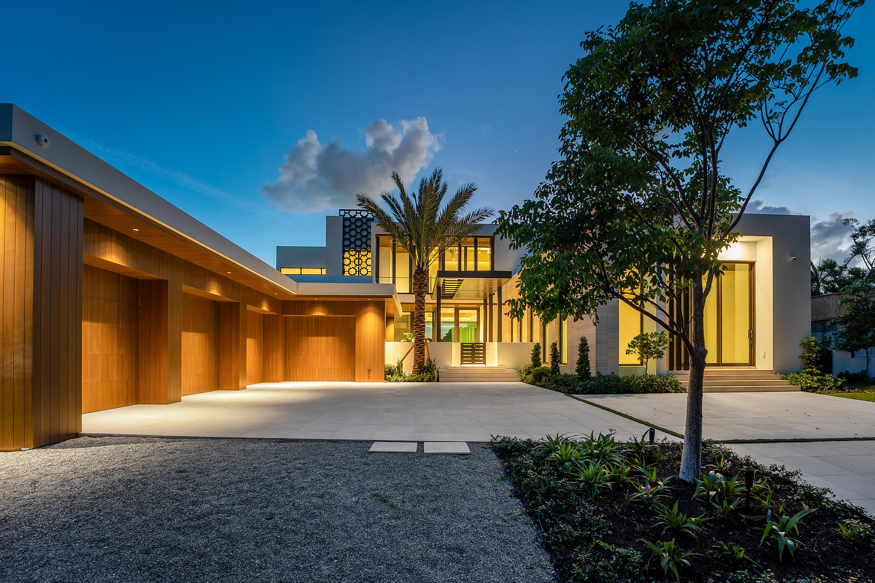 102 Basin Drive