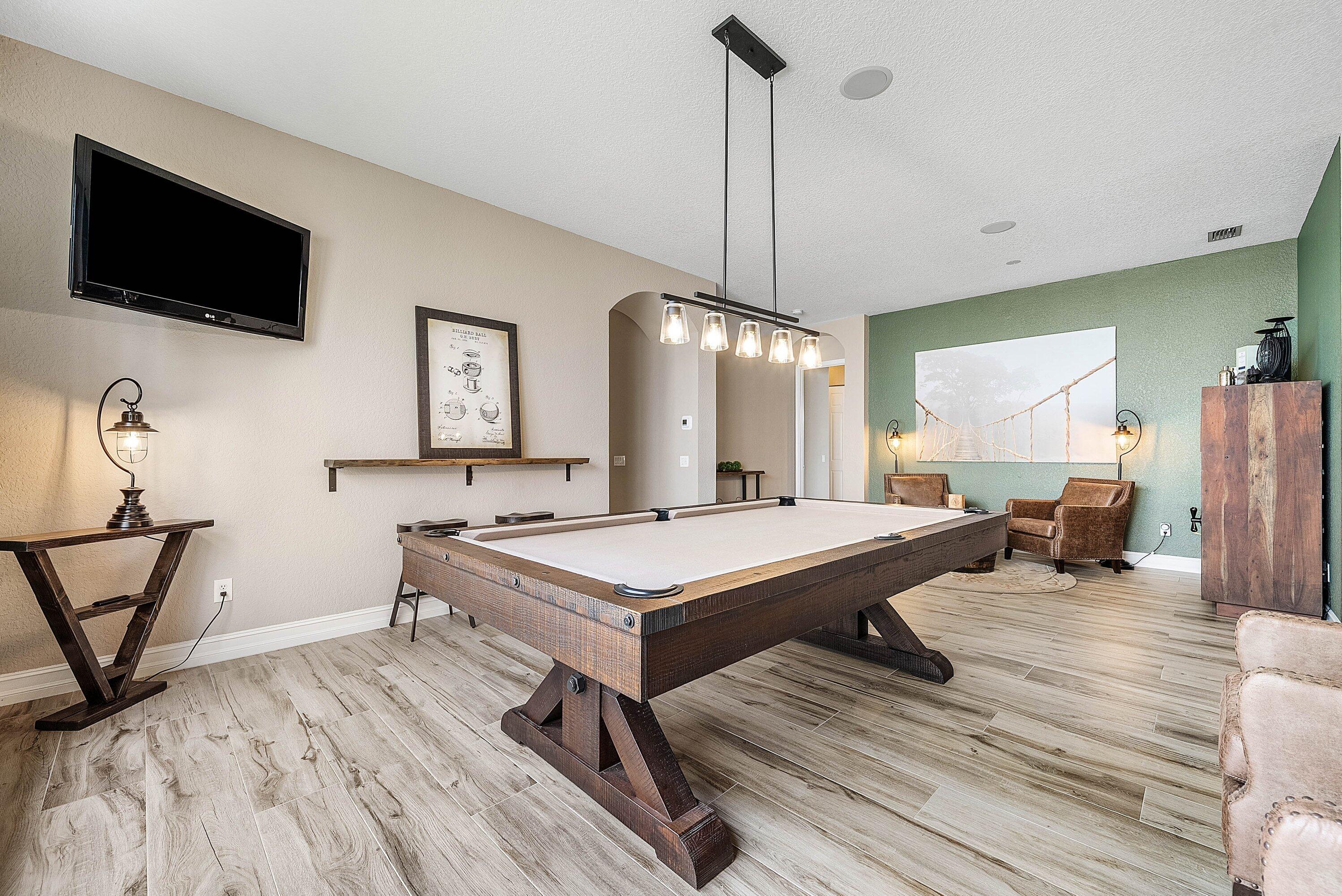 8564 BREEZY OAK Way