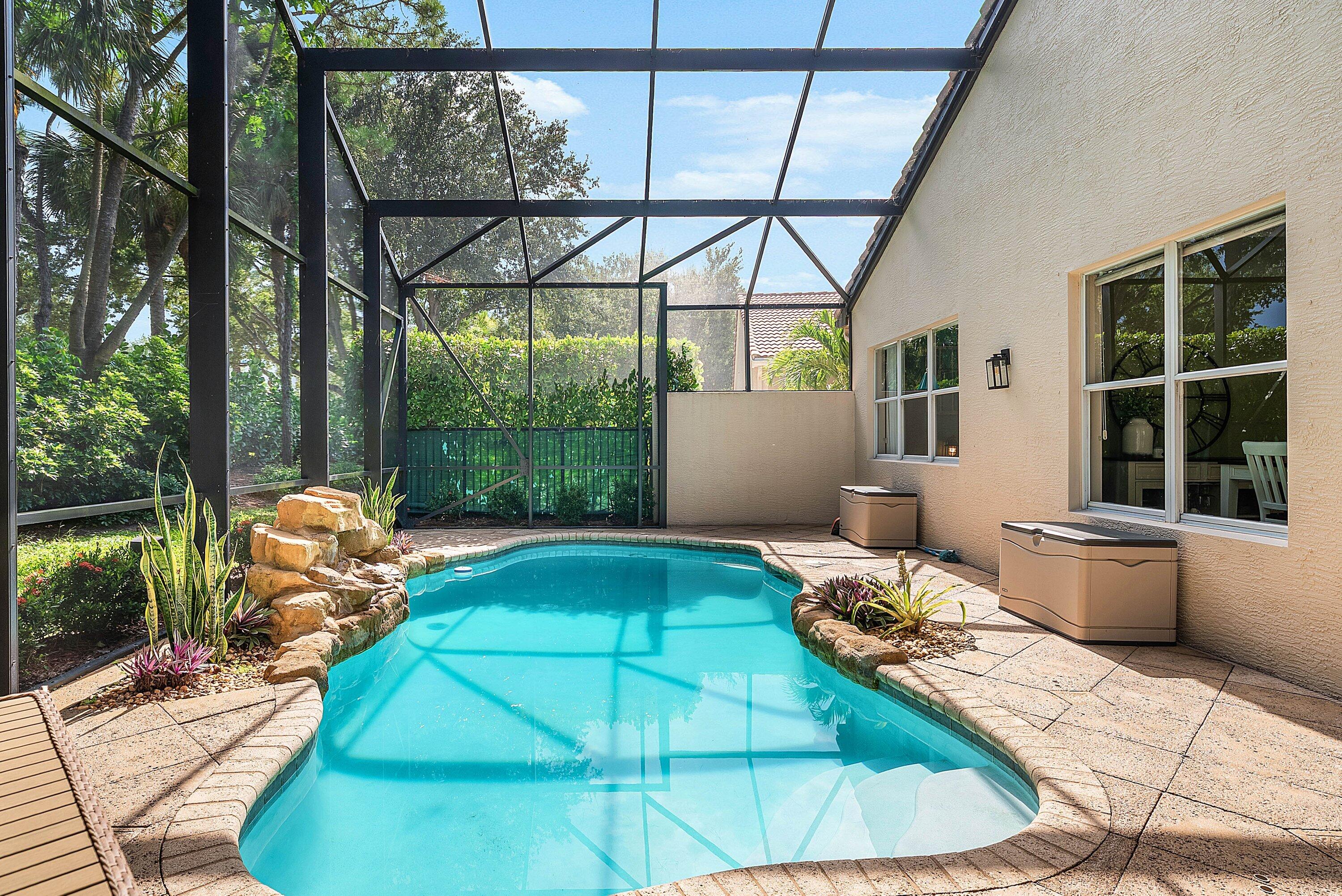 8564 BREEZY OAK Way