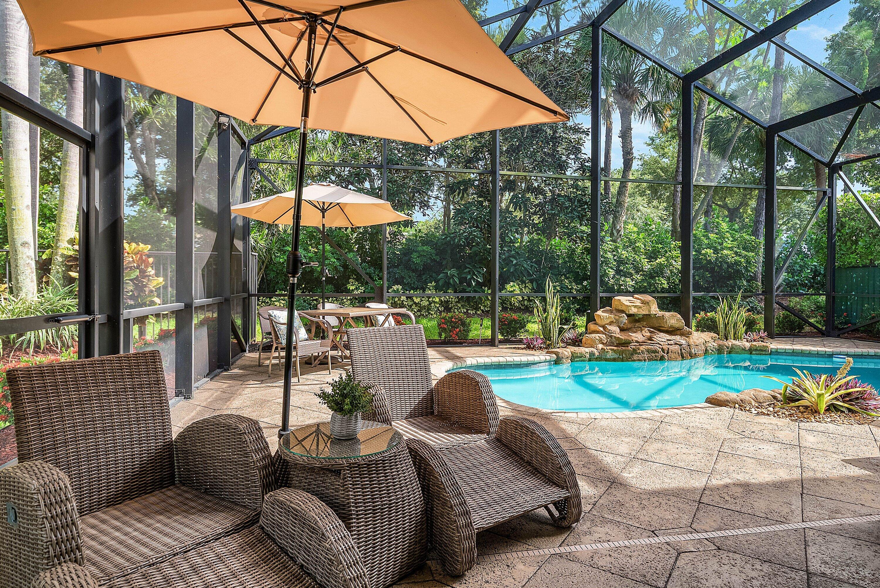 8564 BREEZY OAK Way