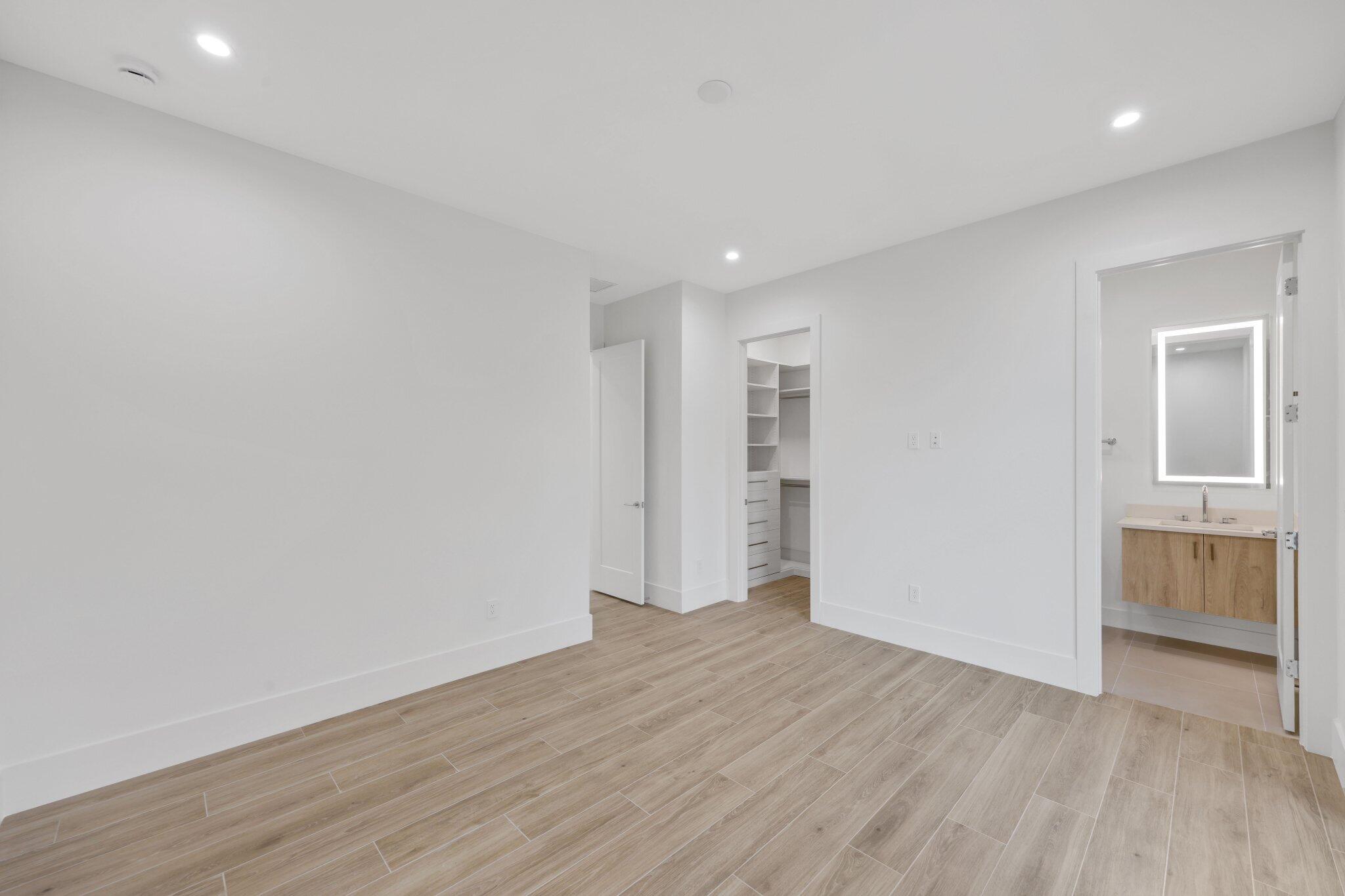 16733 Mosaic Place