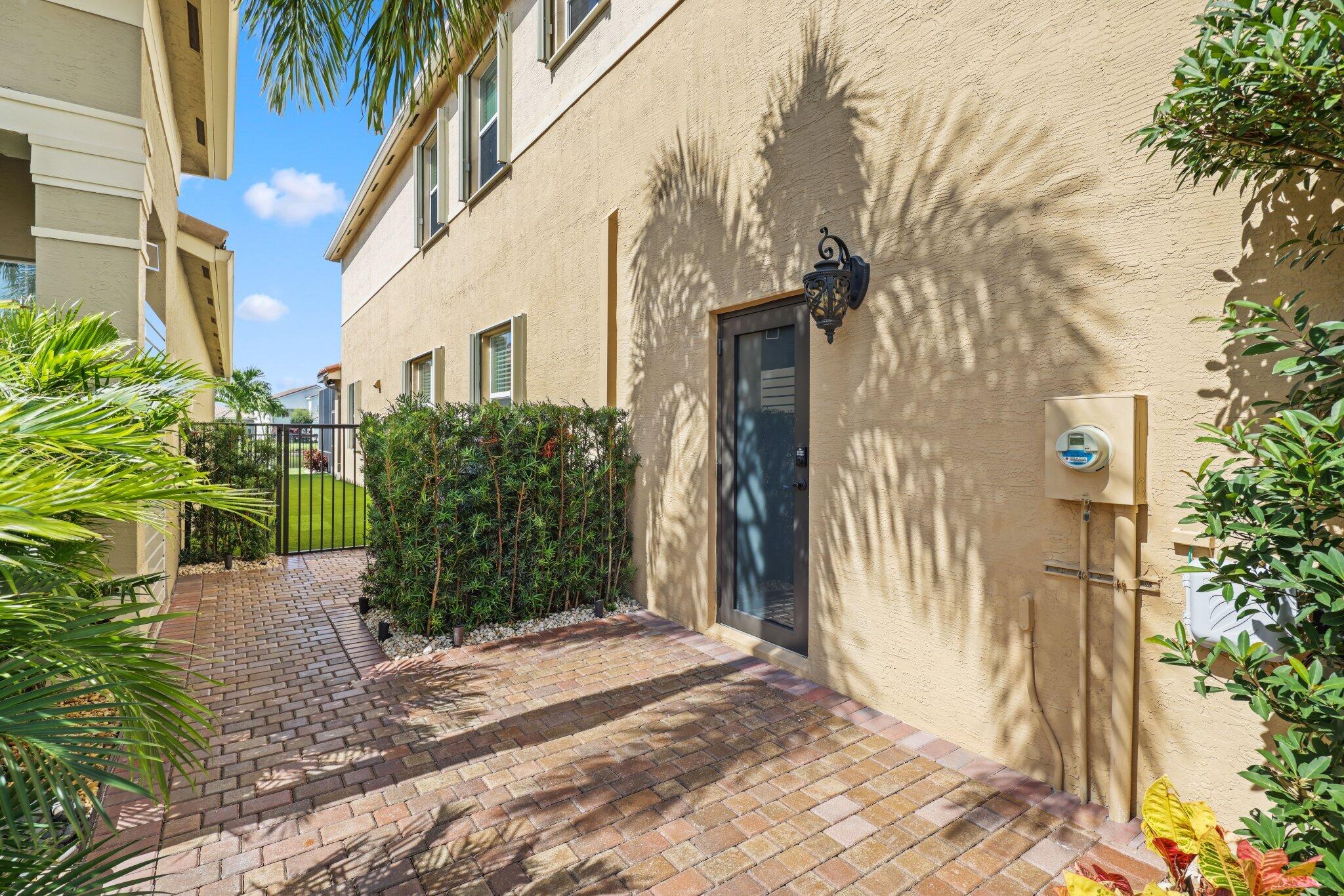 8160 CANTABRIA FALLS Drive