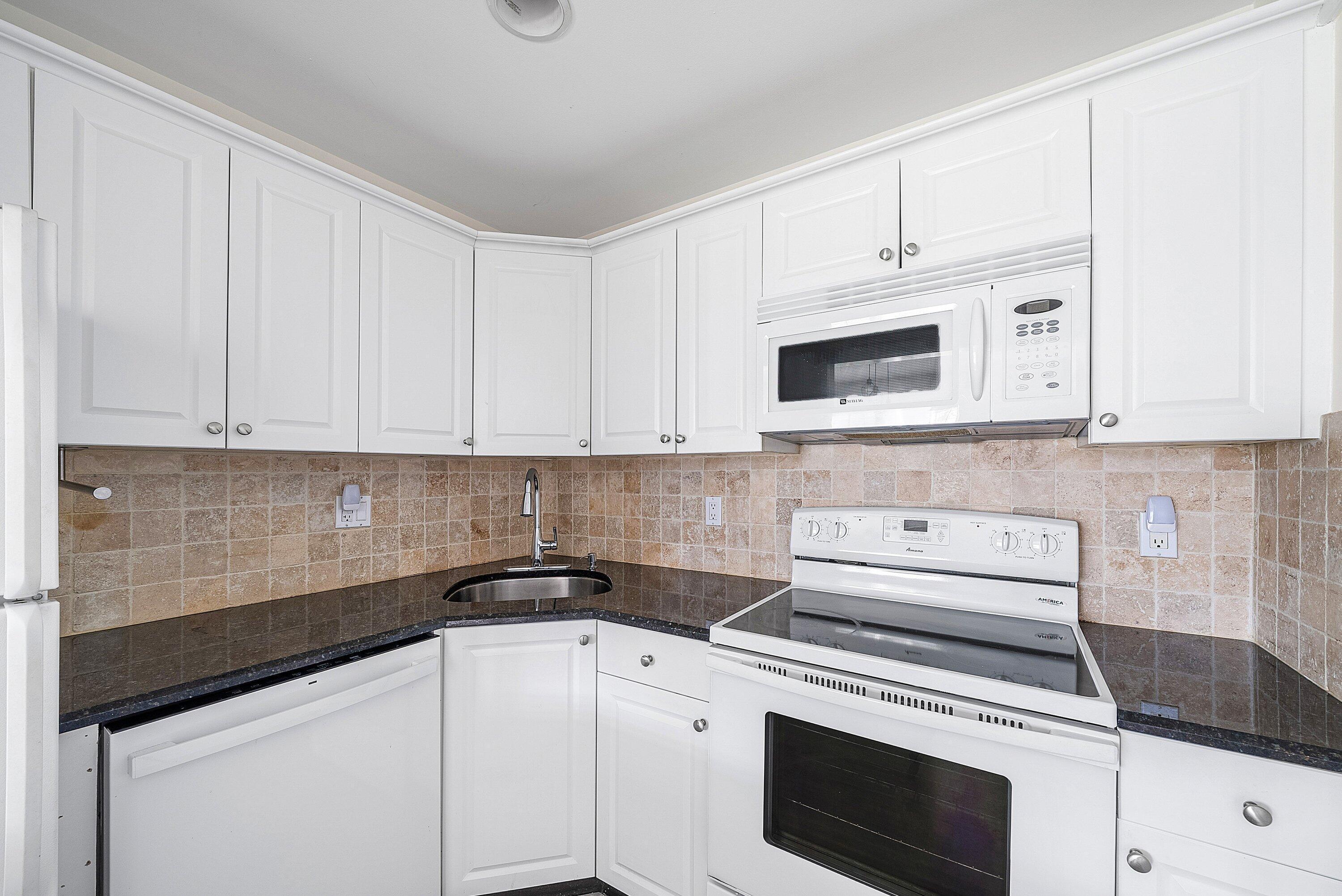 2455 NE 51st Street E102