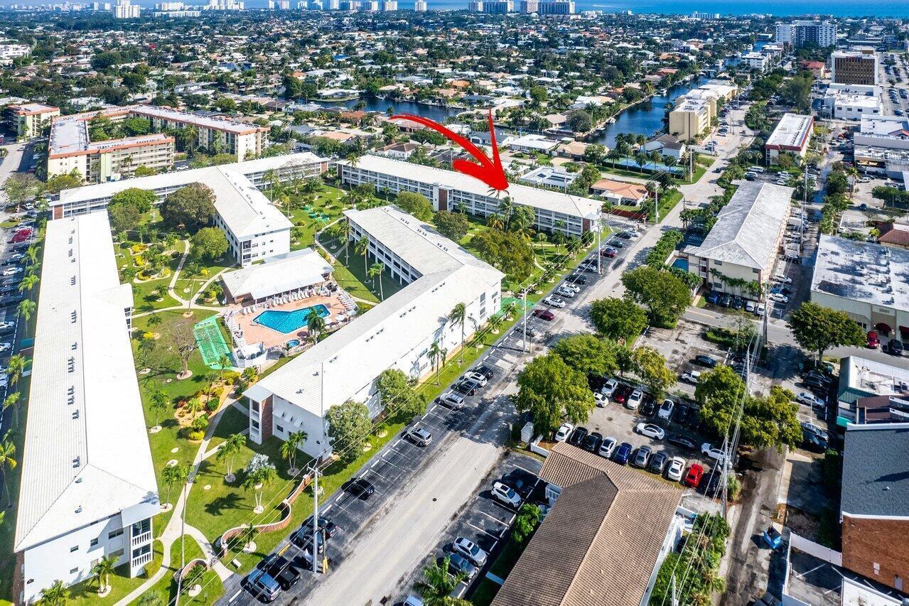 2455 NE 51st Street E102