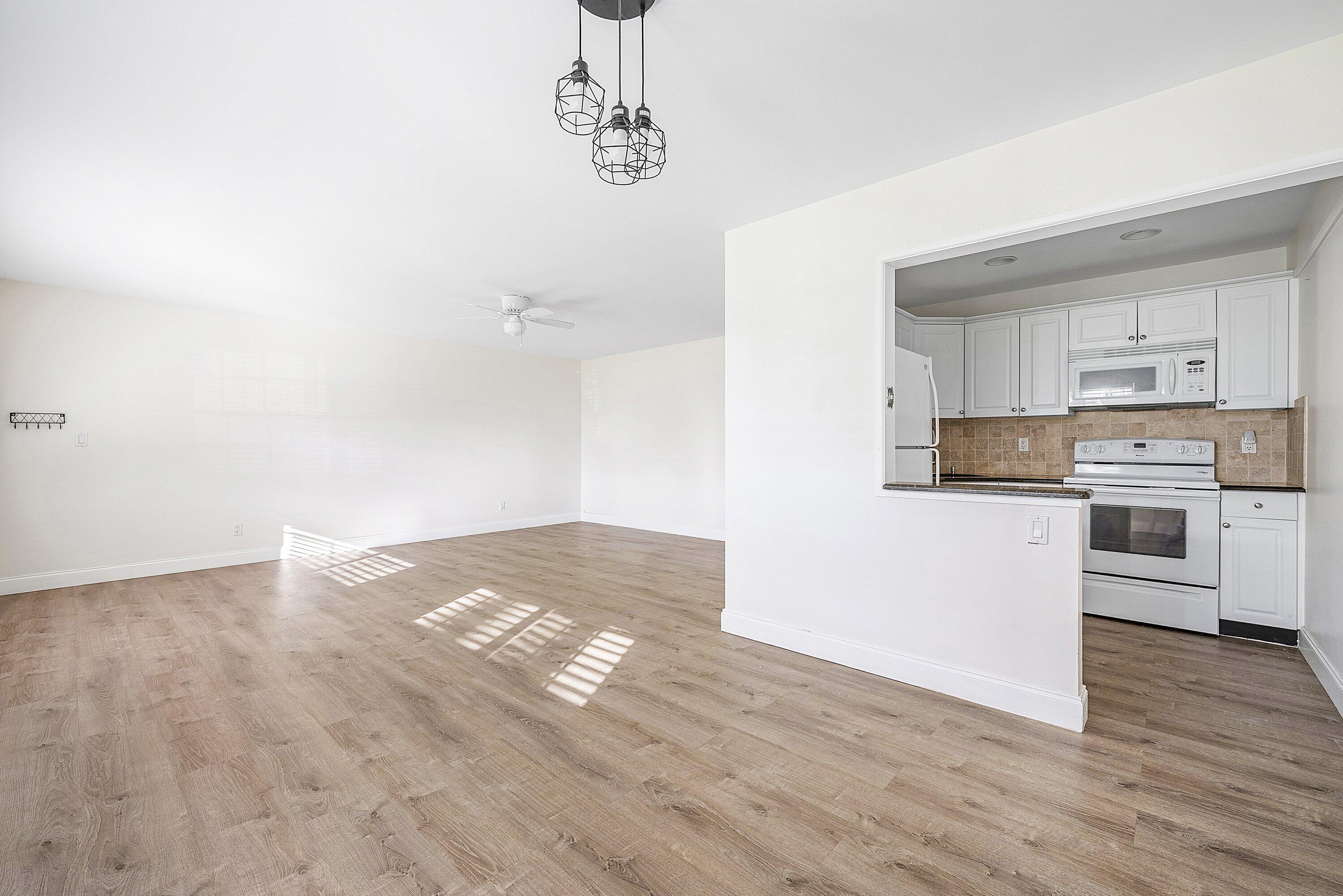 2455 NE 51st Street E102